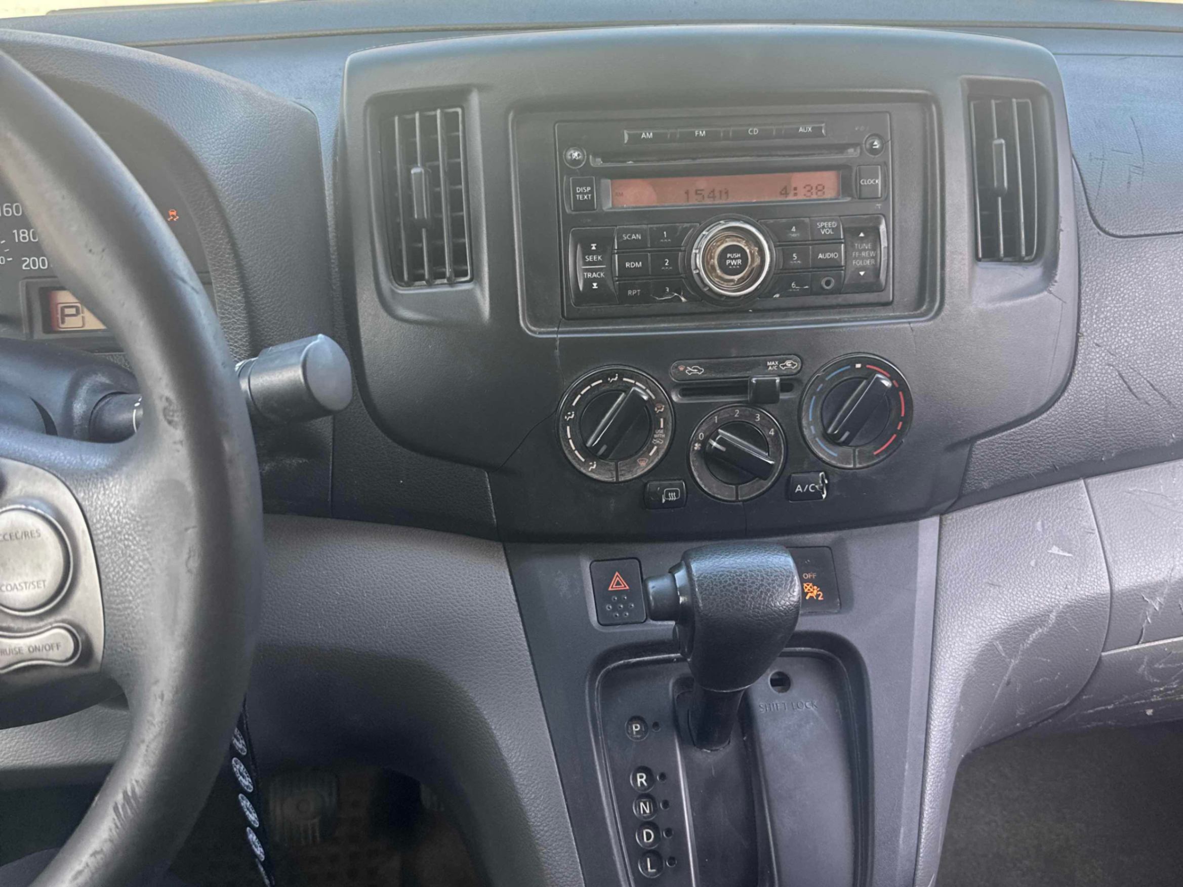 /dreamdriveauto/2015-Nissan-NV200-07200356662421248.jpg