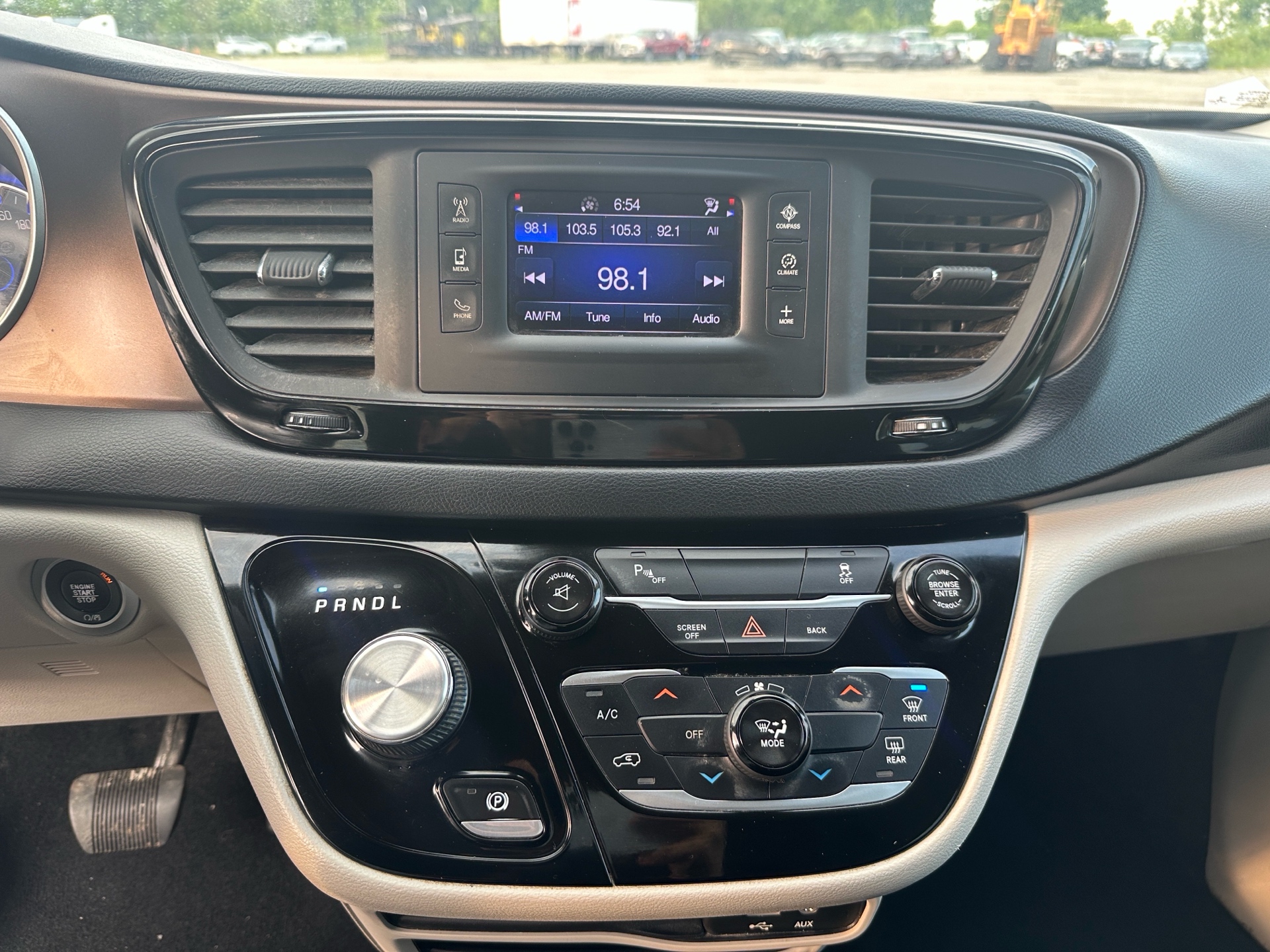 /dreamdriveauto/2017-Chrysler-Pacifica-9193191229591859.jpg