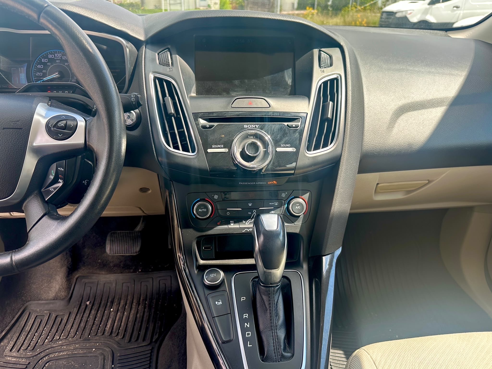 /dreamdriveauto/2017-Ford-FocusElectric-07933201212303387.jpg