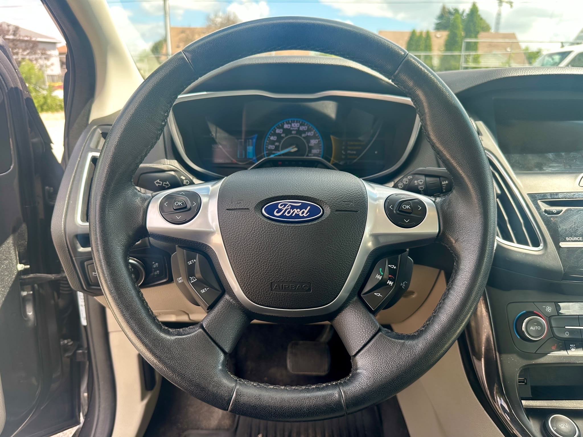 /dreamdriveauto/2017-Ford-FocusElectric-45911548978413674.jpg