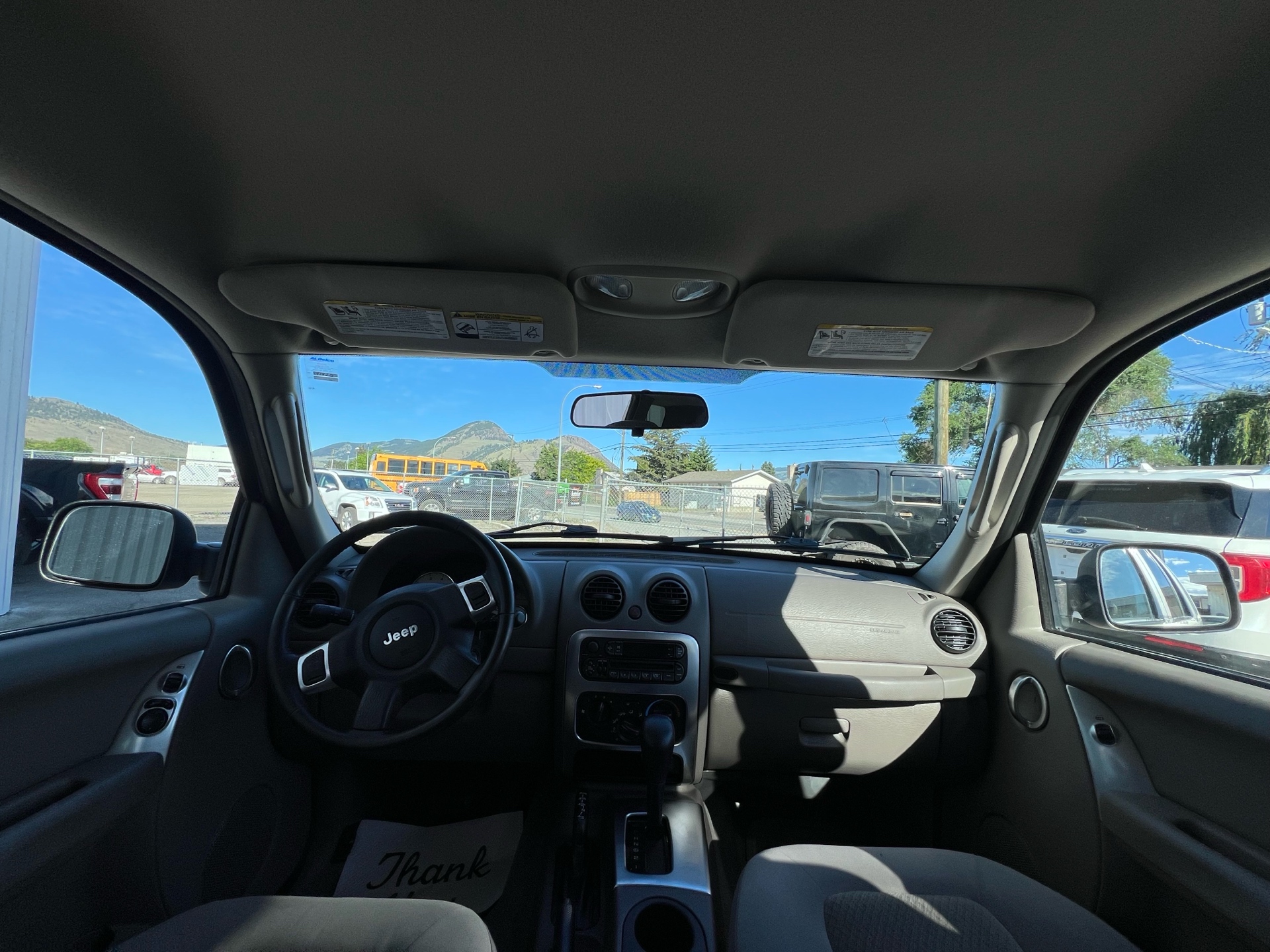 /drivehubautosales/2004-Jeep-Liberty-43616052990368437.jpg