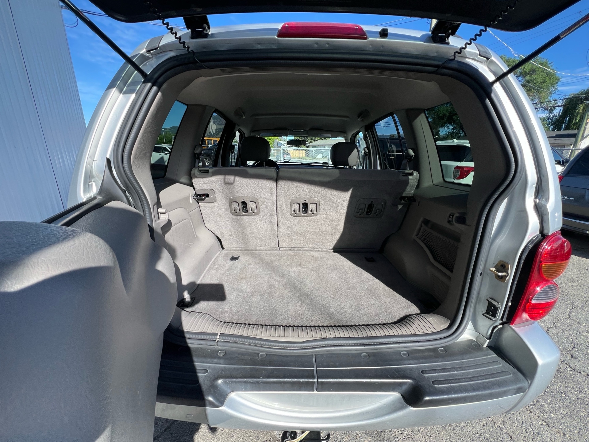 /drivehubautosales/2004-Jeep-Liberty-463346810444764.jpg