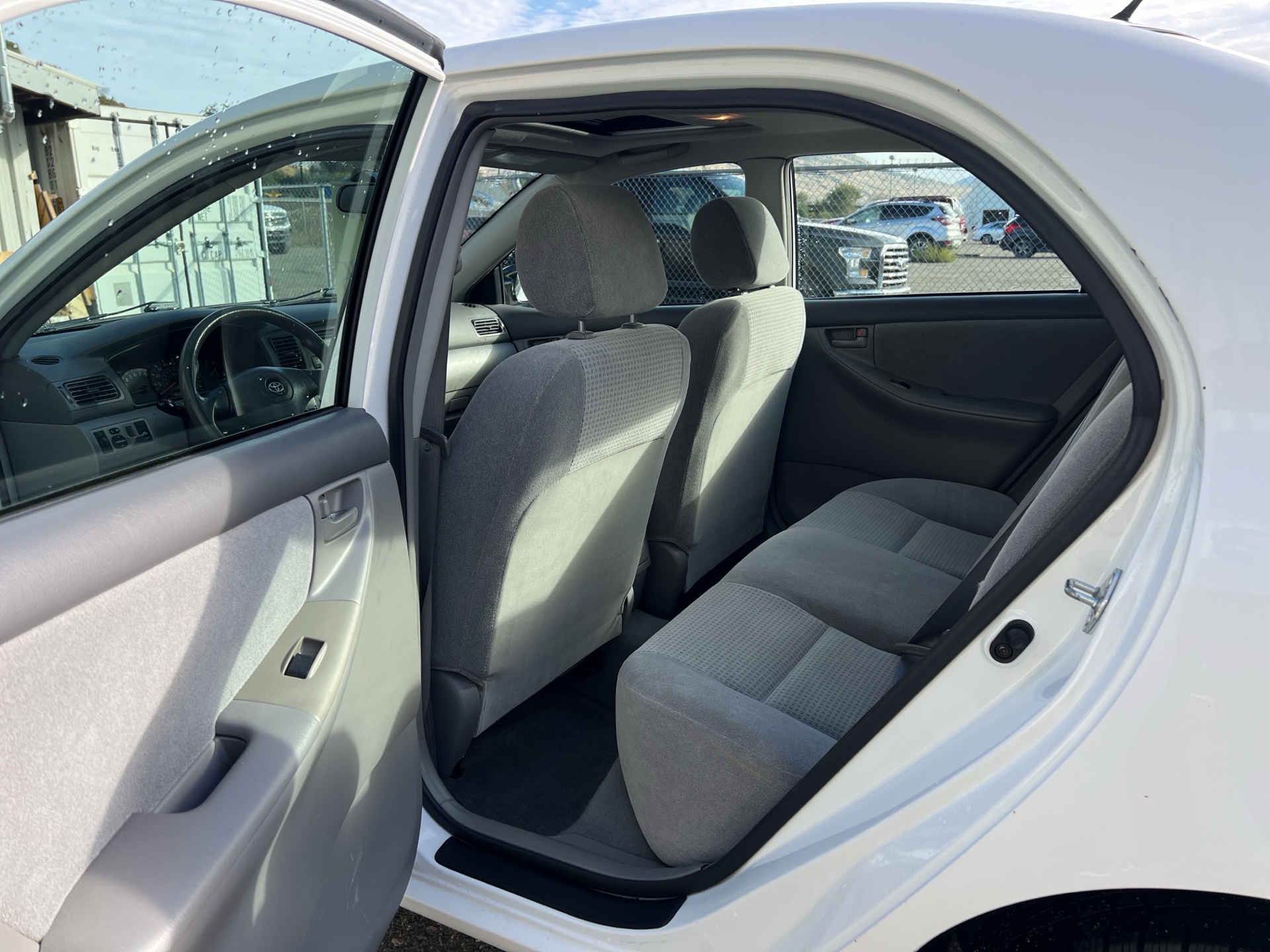 /drivehubautosales/2006-Toyota-Corolla-5865766932323215.jpg