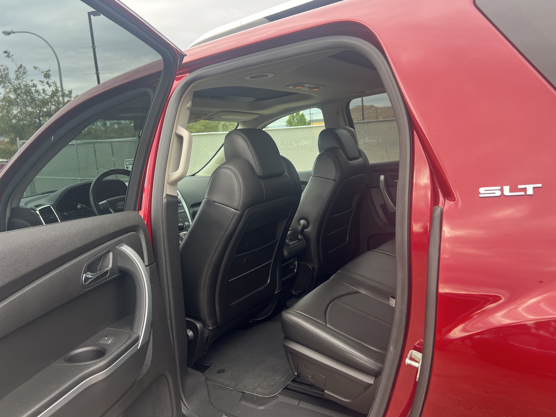 /drivehubautosales/2007-GMC-Acadia-6829963144439823.jpg