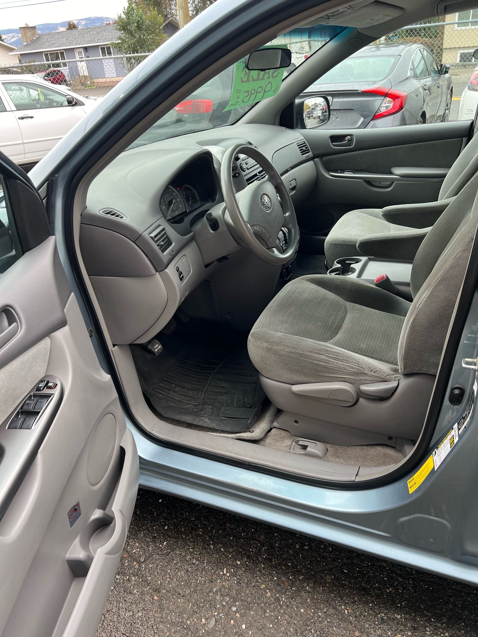 /drivehubautosales/2007-Toyota-Sienna-5182598224262791.jpg