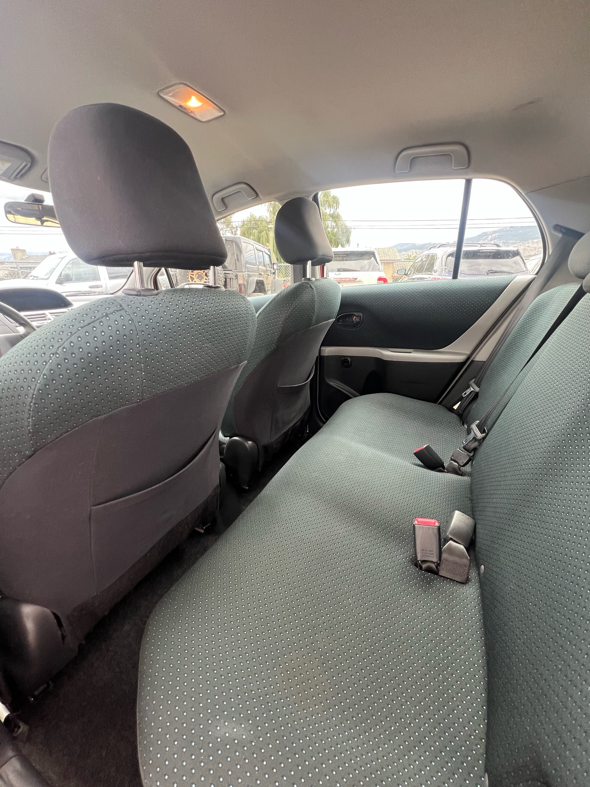 /drivehubautosales/2008-Toyota-Yaris-3057142054137274.jpg