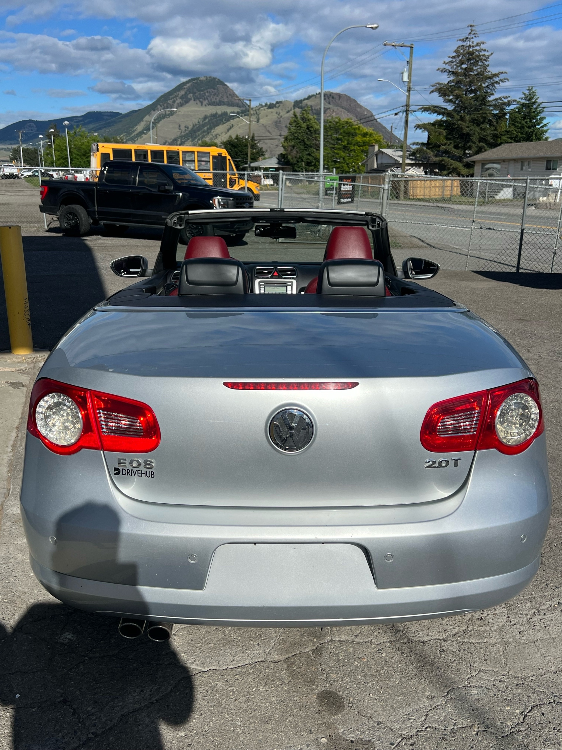 /drivehubautosales/2009-Volkswagen-Eos-1662234070209332.jpg
