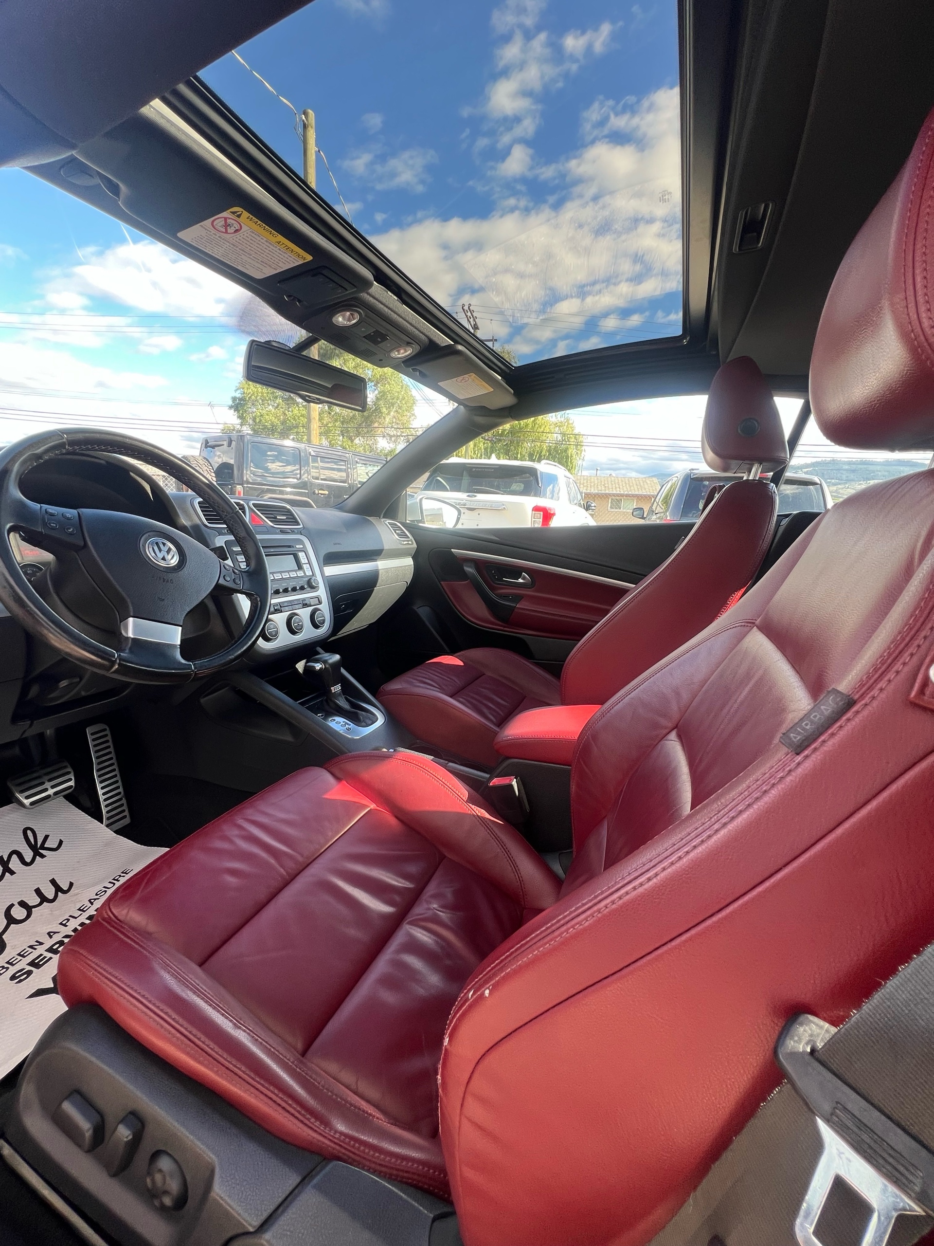 /drivehubautosales/2009-Volkswagen-Eos-18315187263969035.jpg