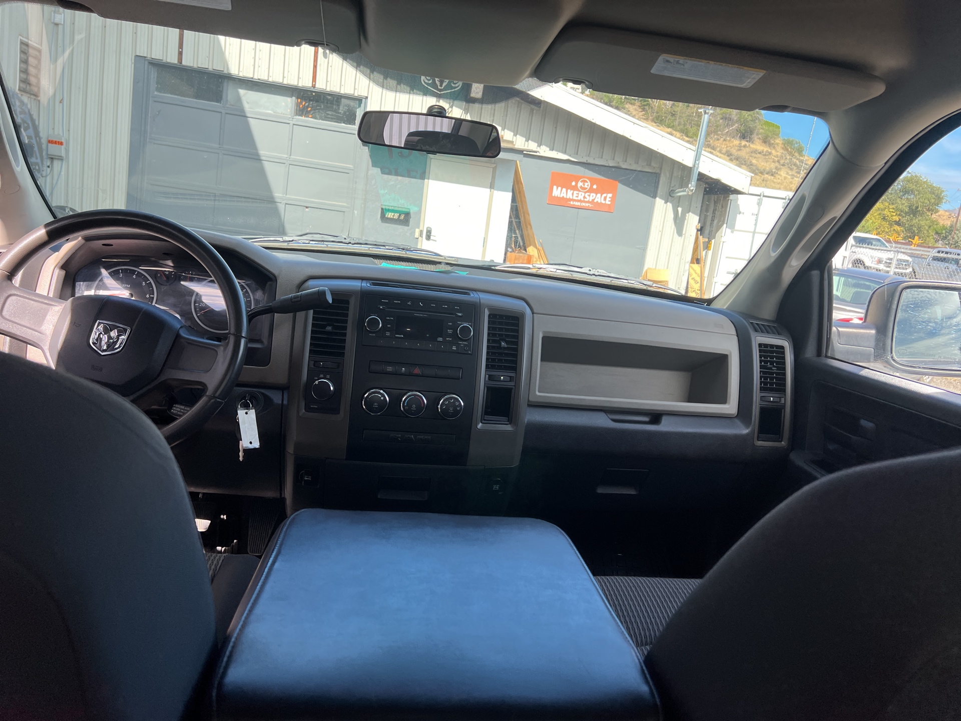 /drivehubautosales/2010-Dodge-Ram1500-14111327160419784.jpg