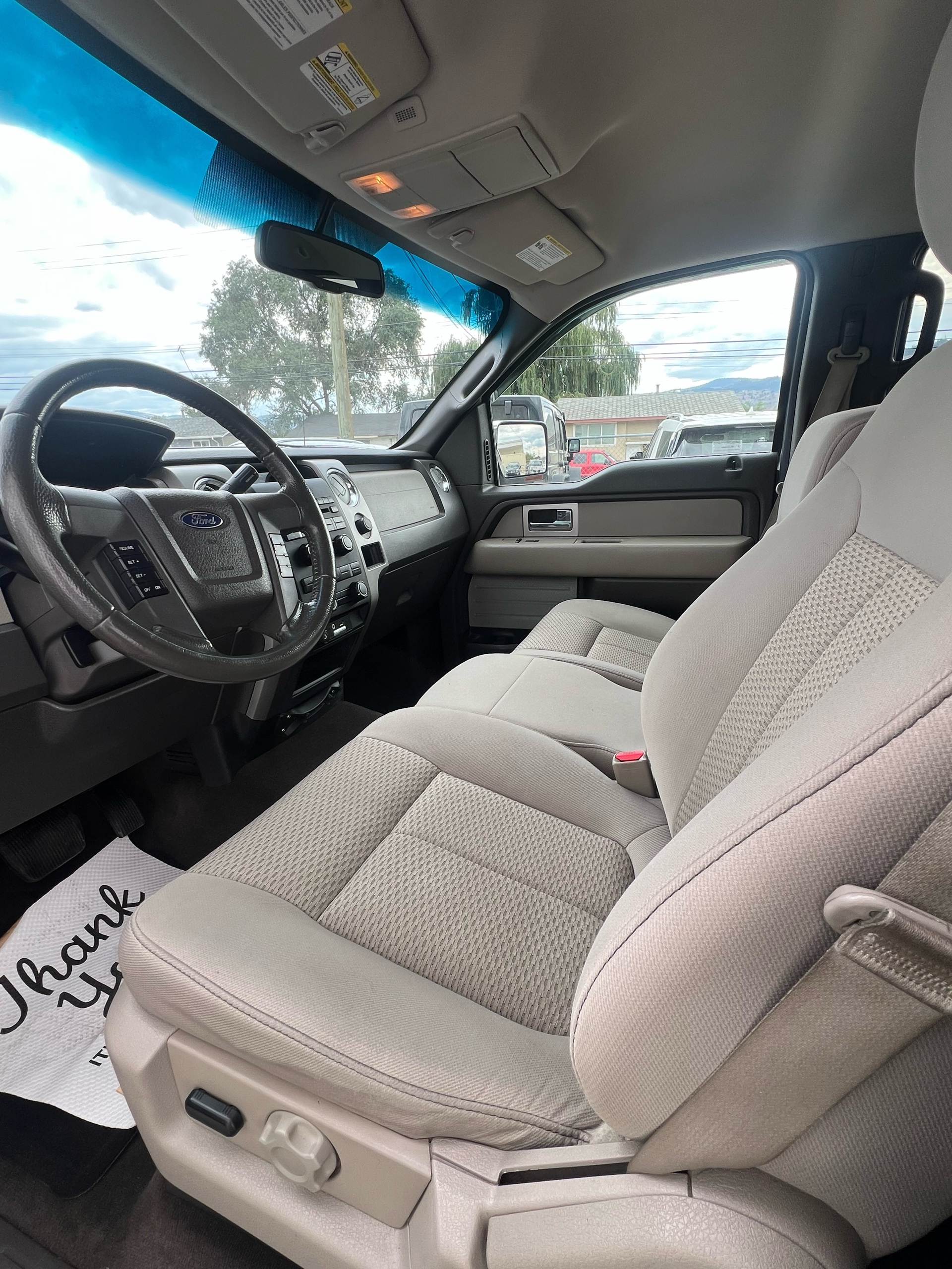 /drivehubautosales/2010-Ford-F-150-019058171566998627.jpg