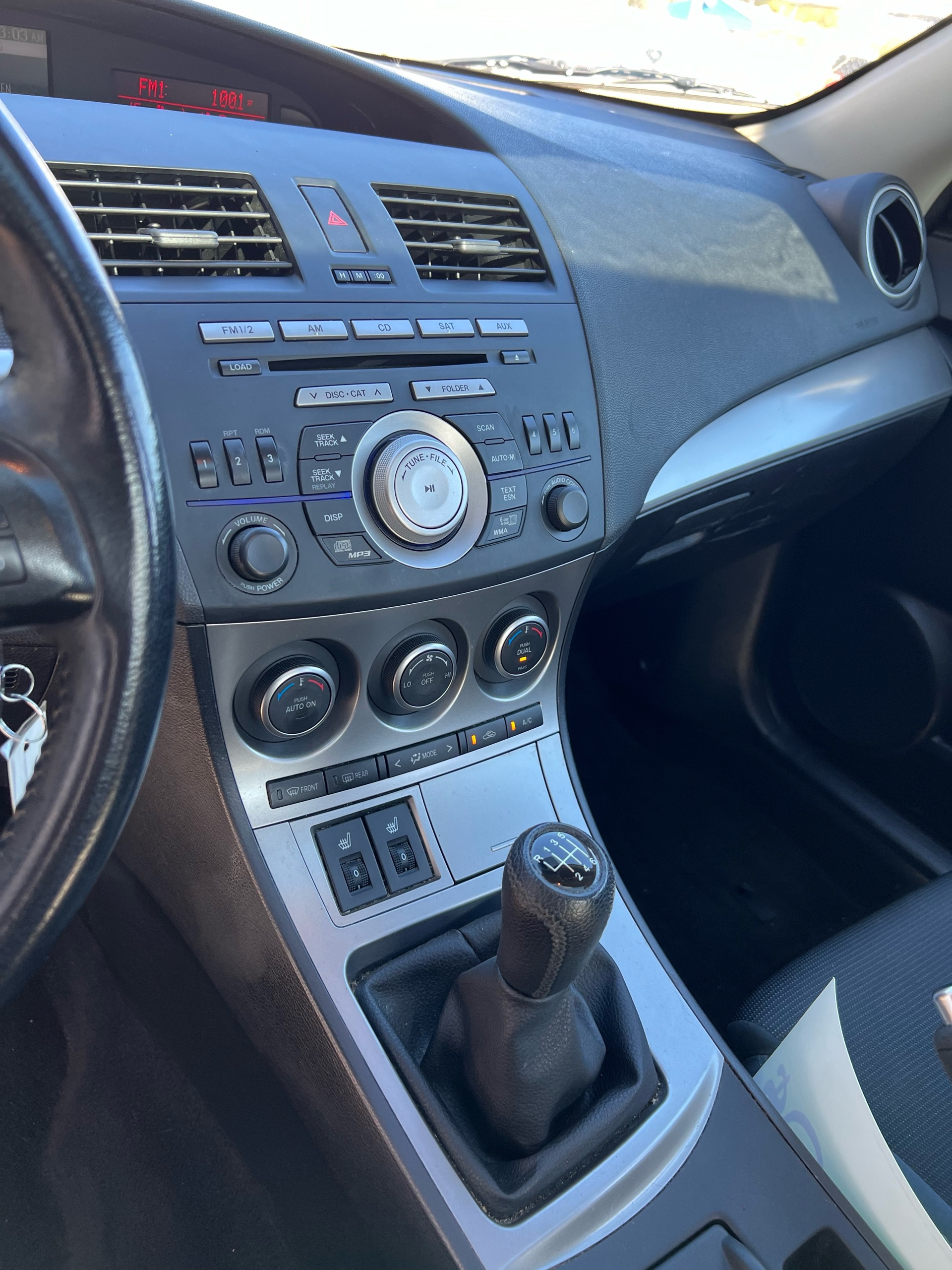 /drivehubautosales/2010-Mazda-Mazda3-019047718765633714.jpg