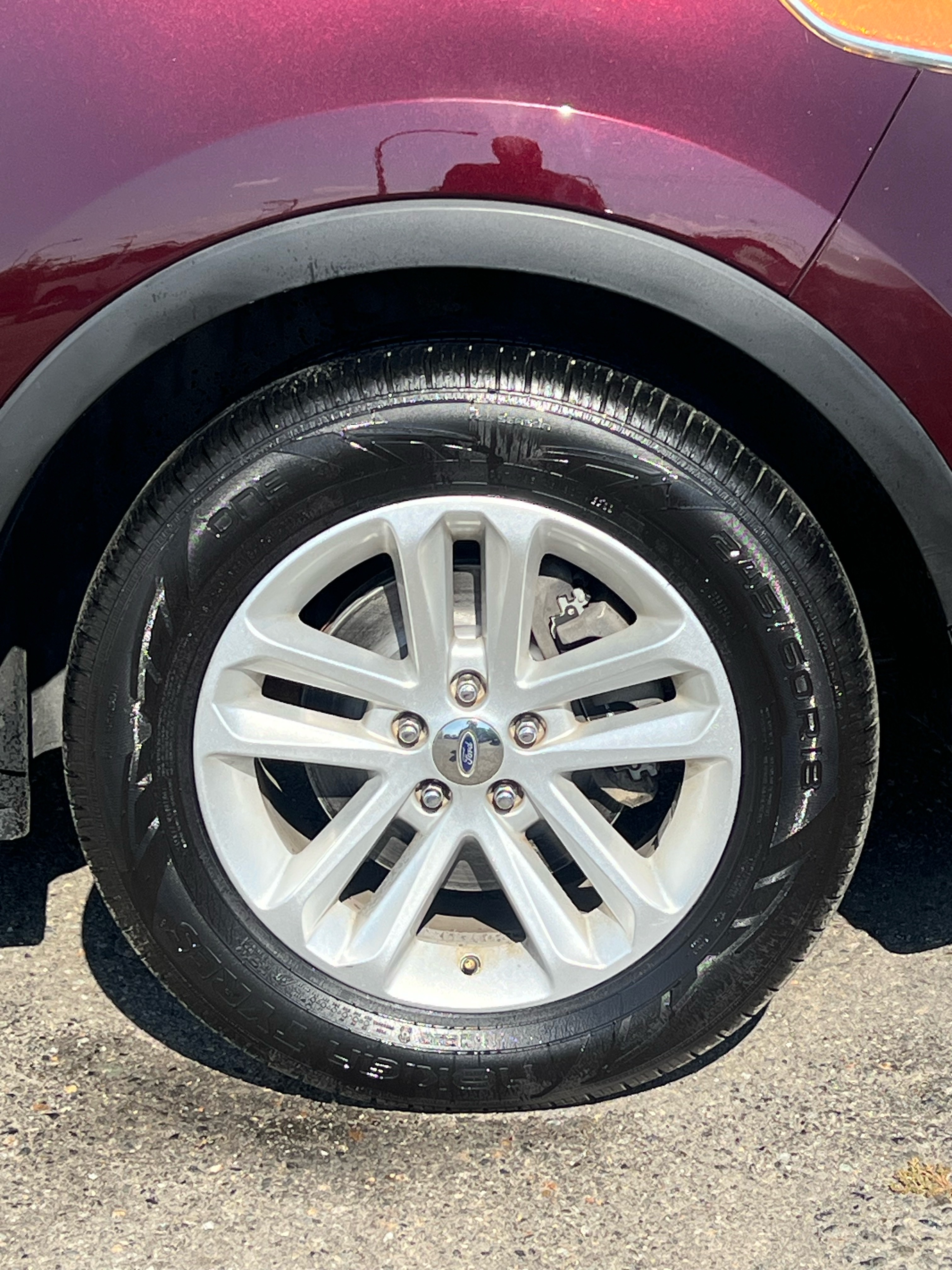 /drivehubautosales/2011-Ford-Explorer-6569876402735304.jpg