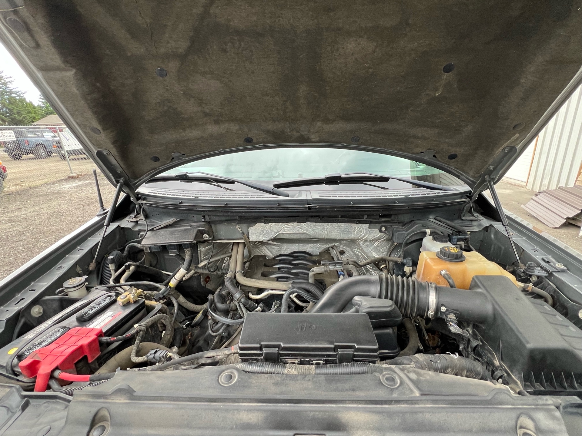 /drivehubautosales/2011-Ford-F-150-18319994338693601.jpg