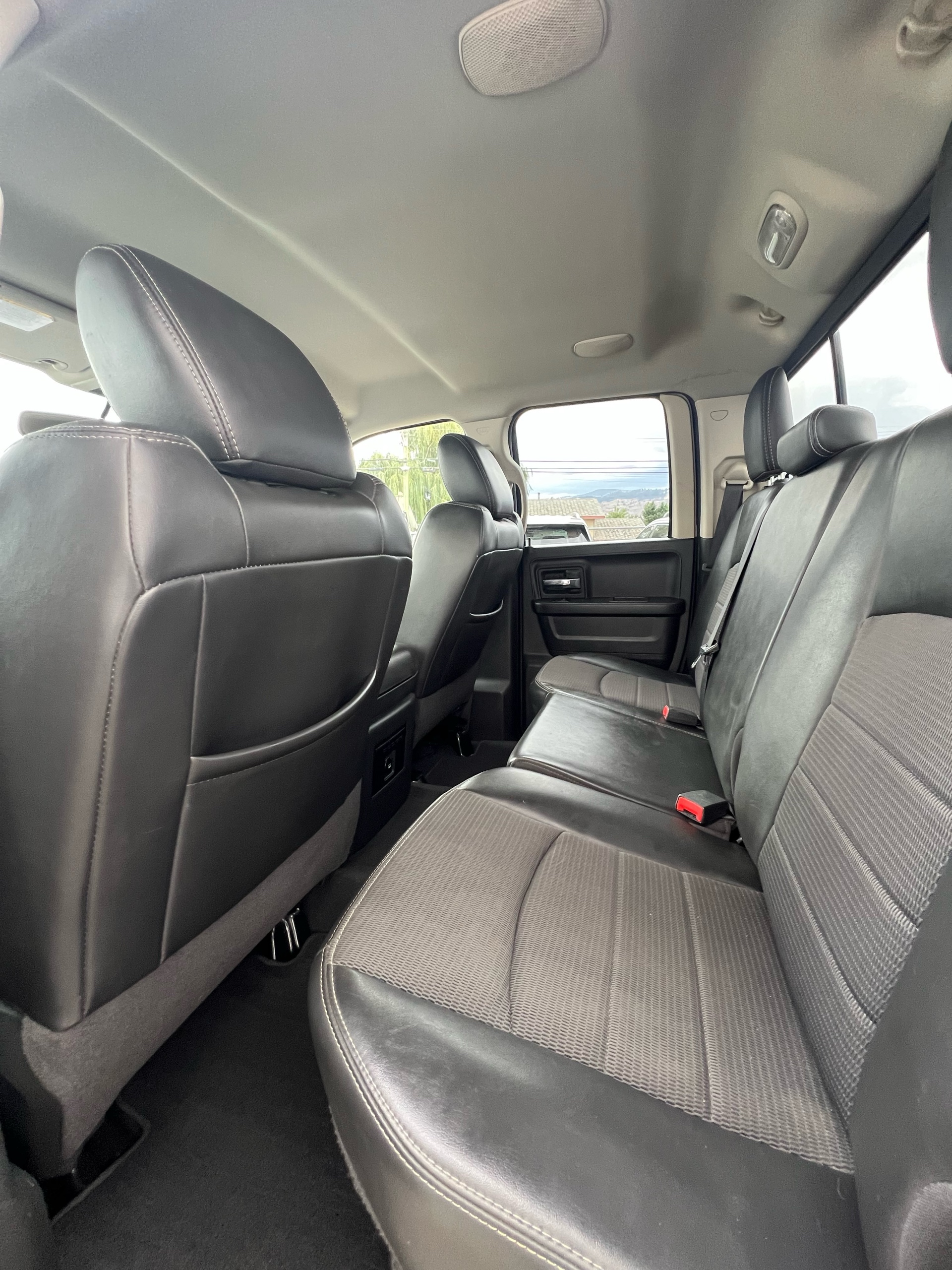 /drivehubautosales/2011-Ram-1500-19508745631660362.jpg
