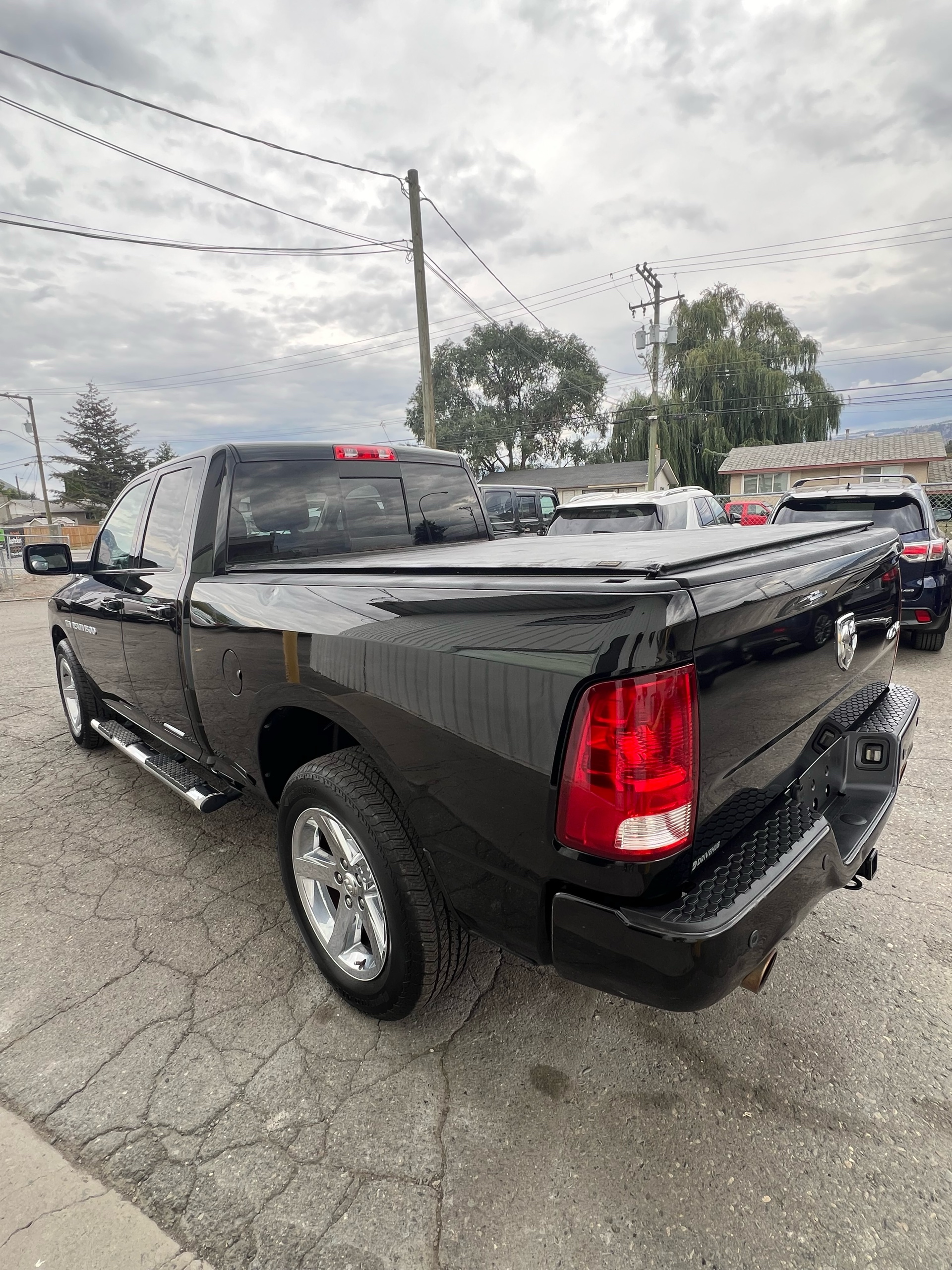 /drivehubautosales/2011-Ram-1500-5066326134490098.jpg