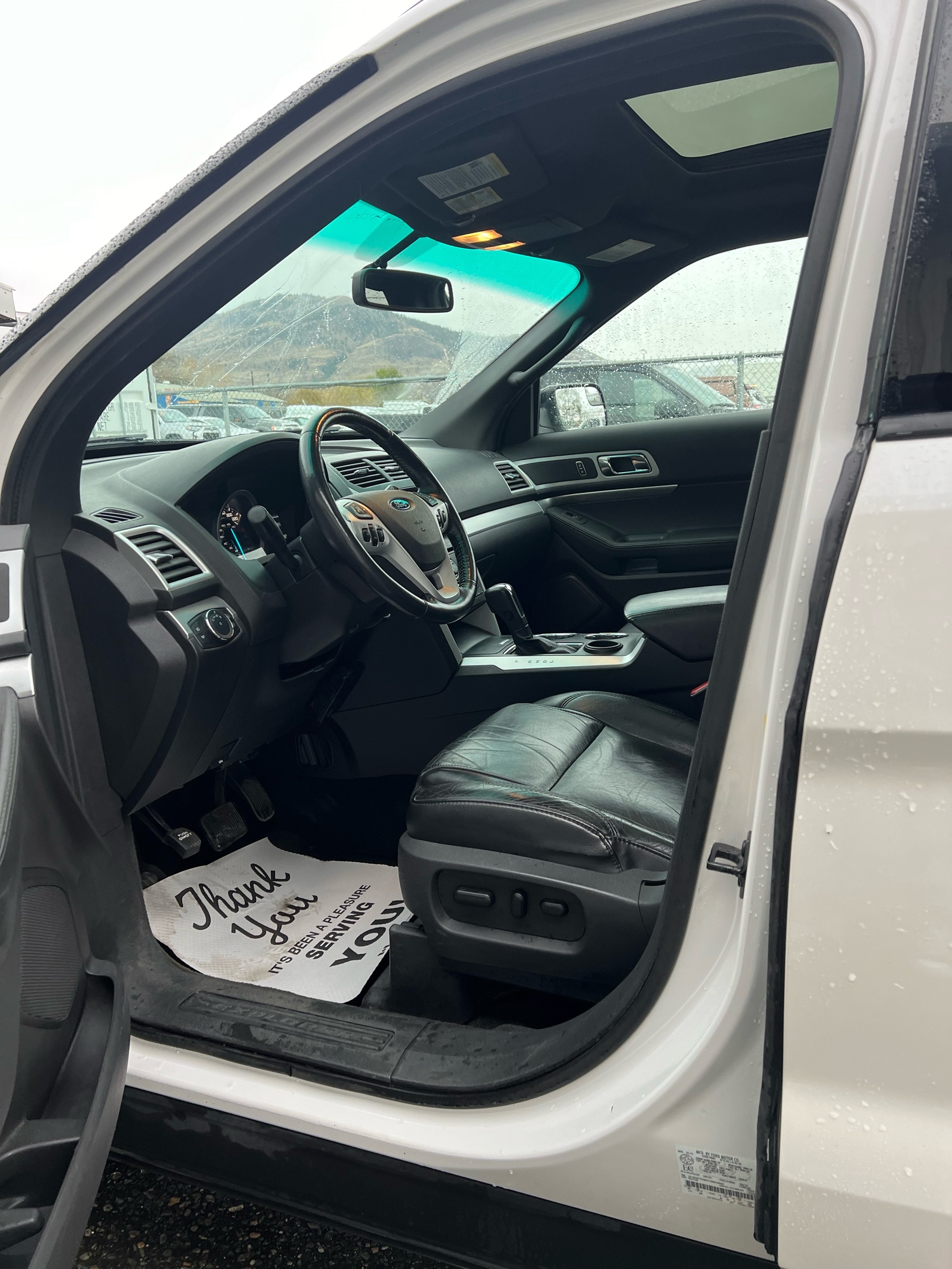 /drivehubautosales/2012-Ford-Explorer-9224969047100844.jpg