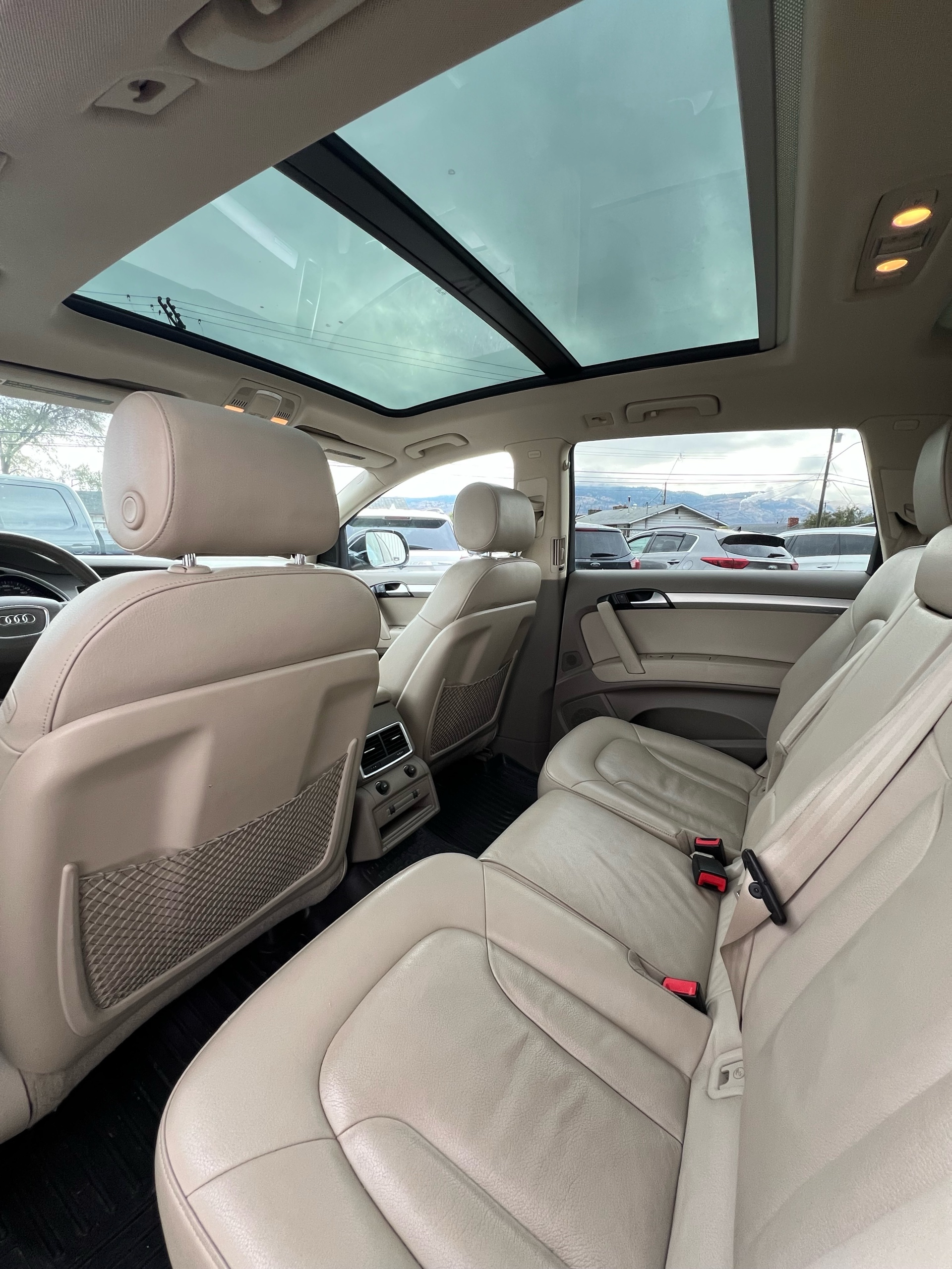 /drivehubautosales/2013-Audi-Q7-970380052990665.jpg