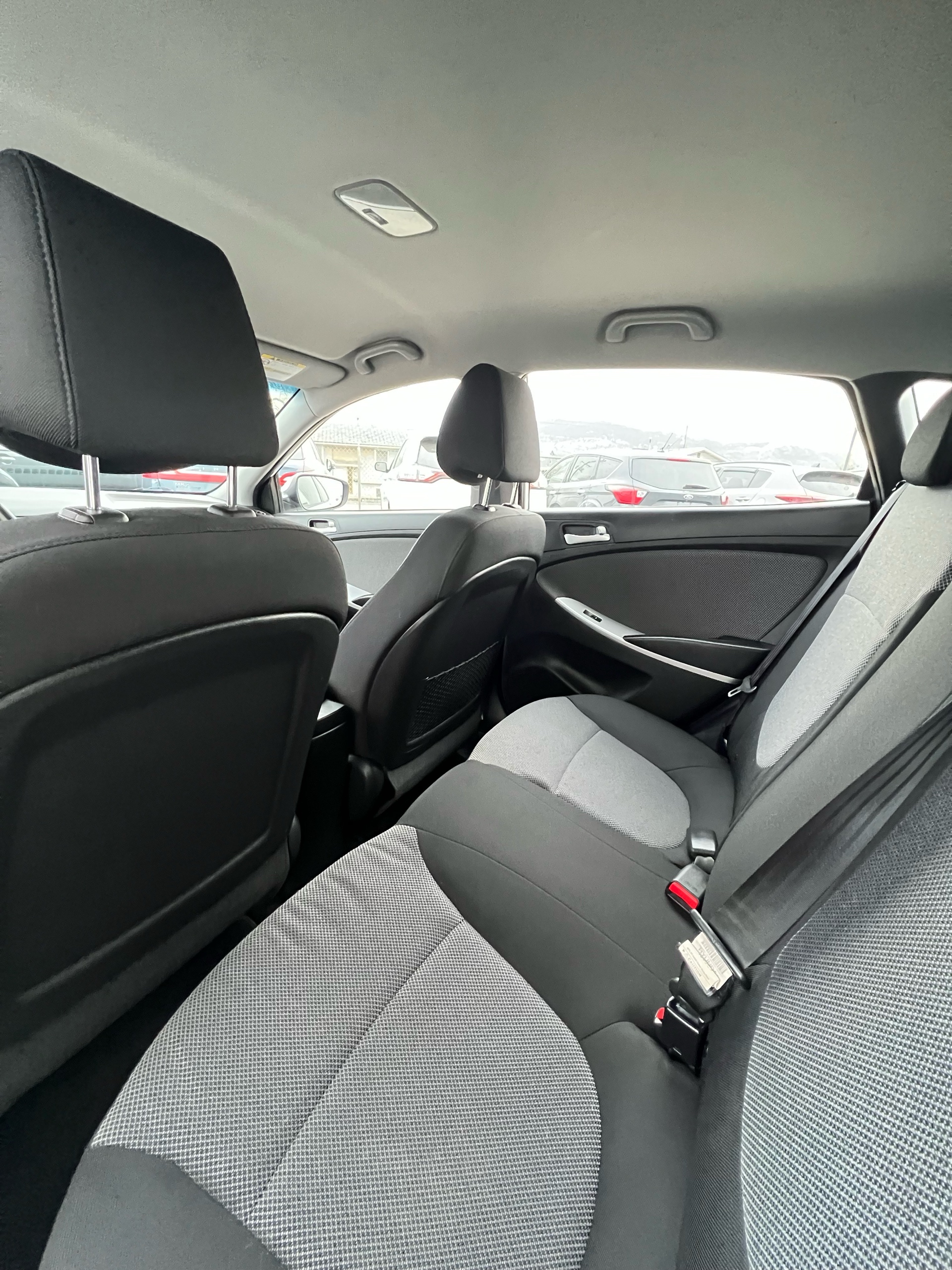 /drivehubautosales/2013-Hyundai-Accent-017379925338786295.jpg