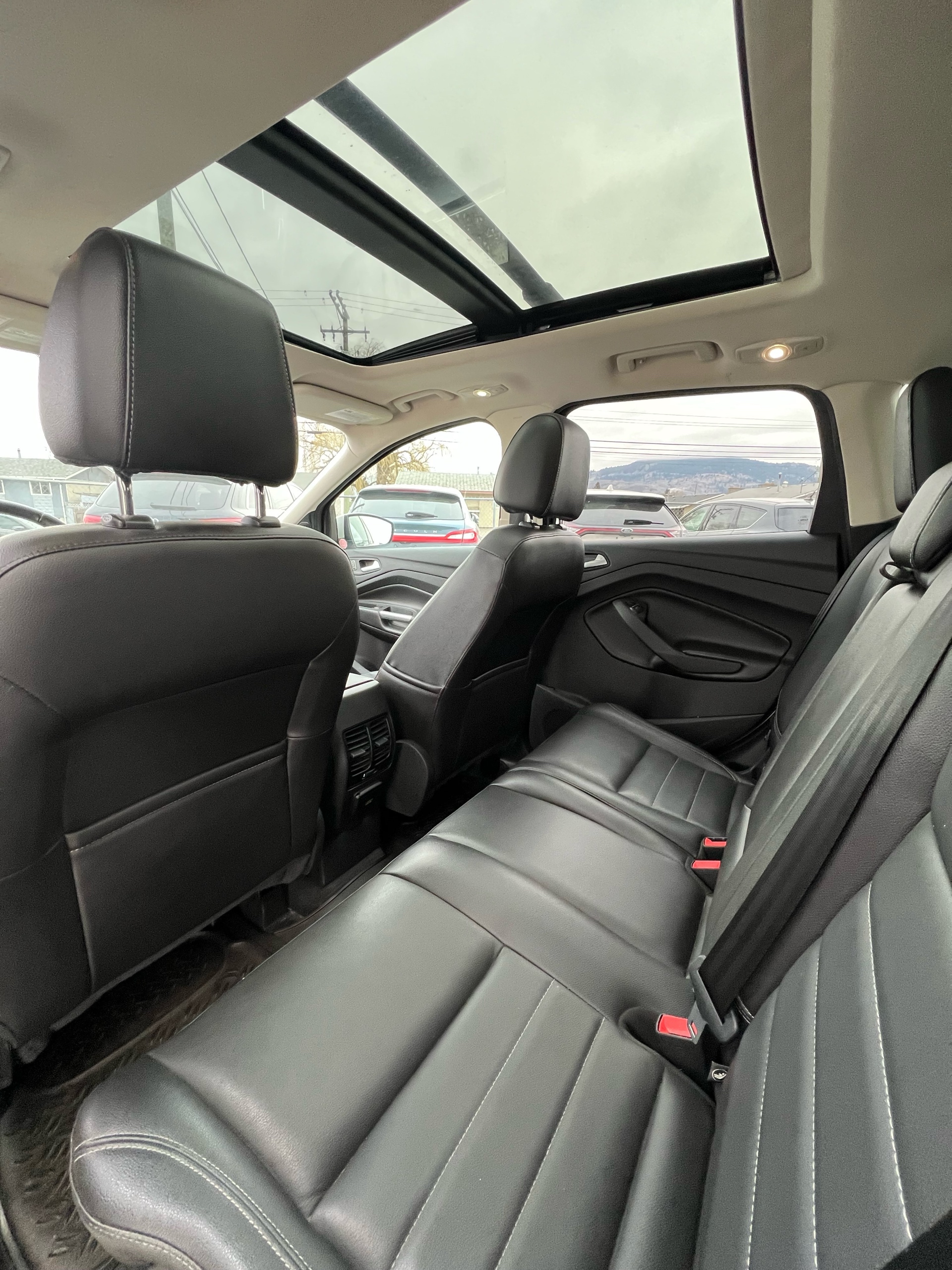 /drivehubautosales/2014-Ford-Escape-6377264669044795.jpg