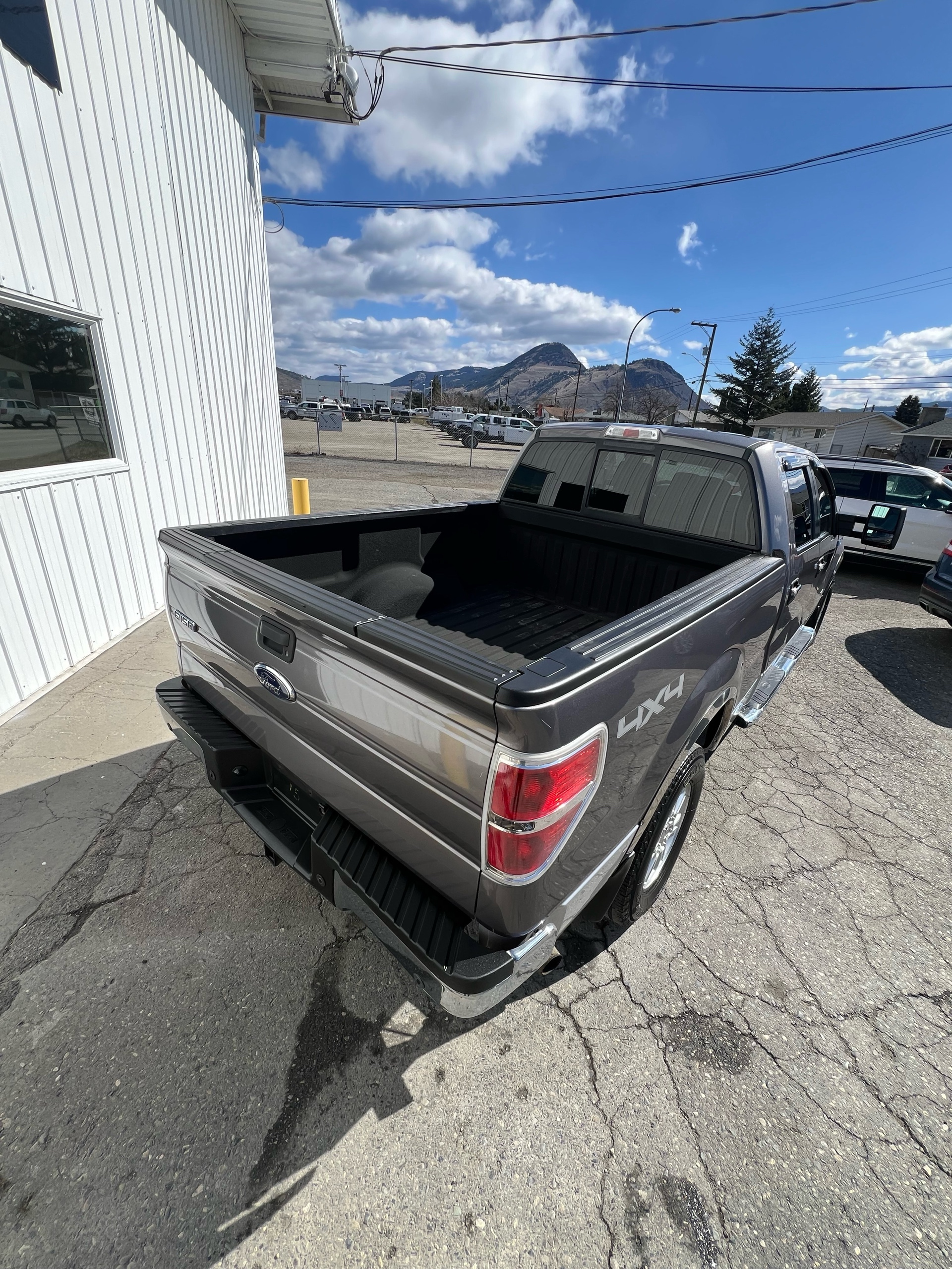 /drivehubautosales/2014-Ford-F-150-7489763712301094.jpg