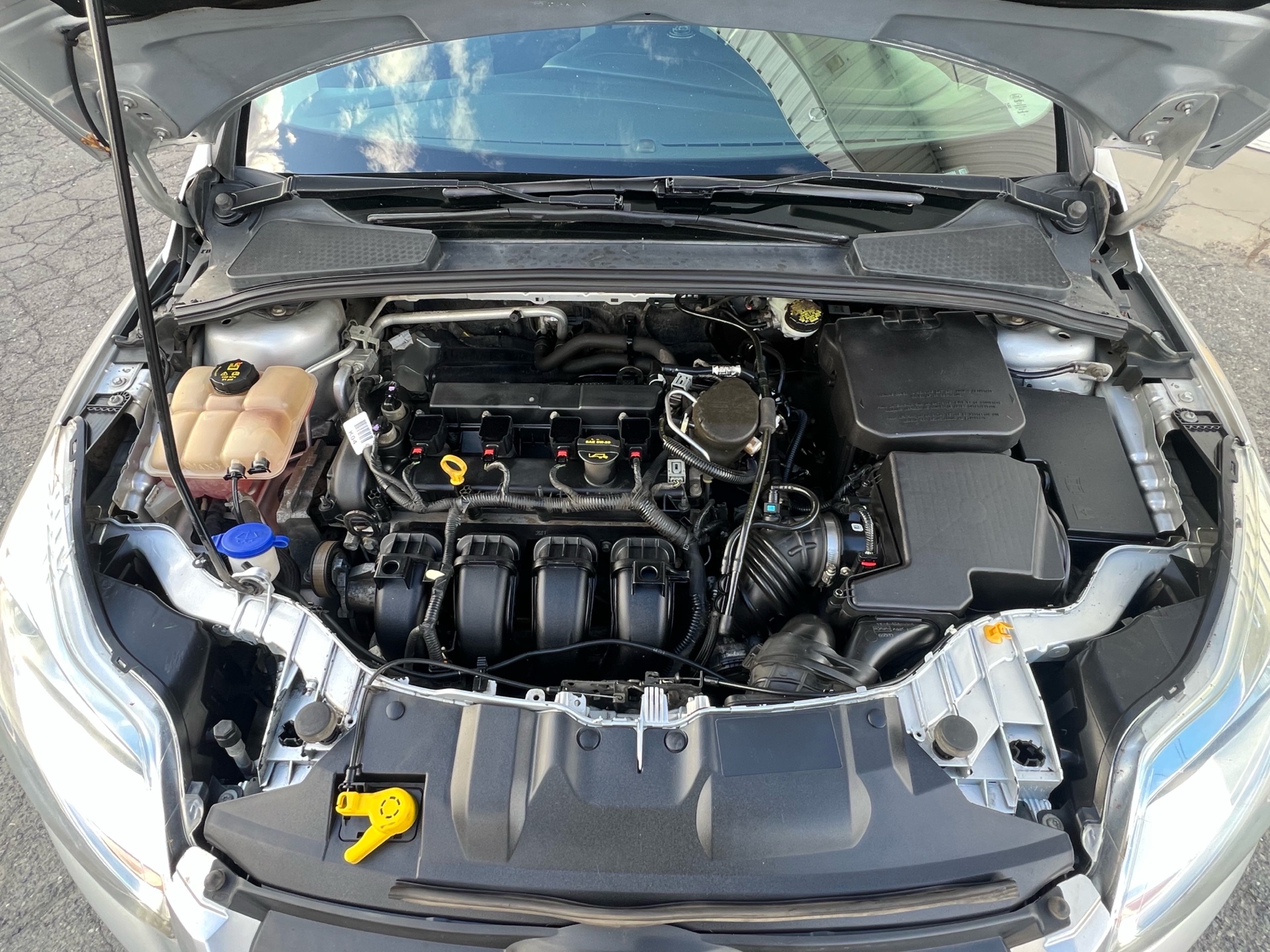 /drivehubautosales/2014-Ford-Focus-4765180336131216.jpg