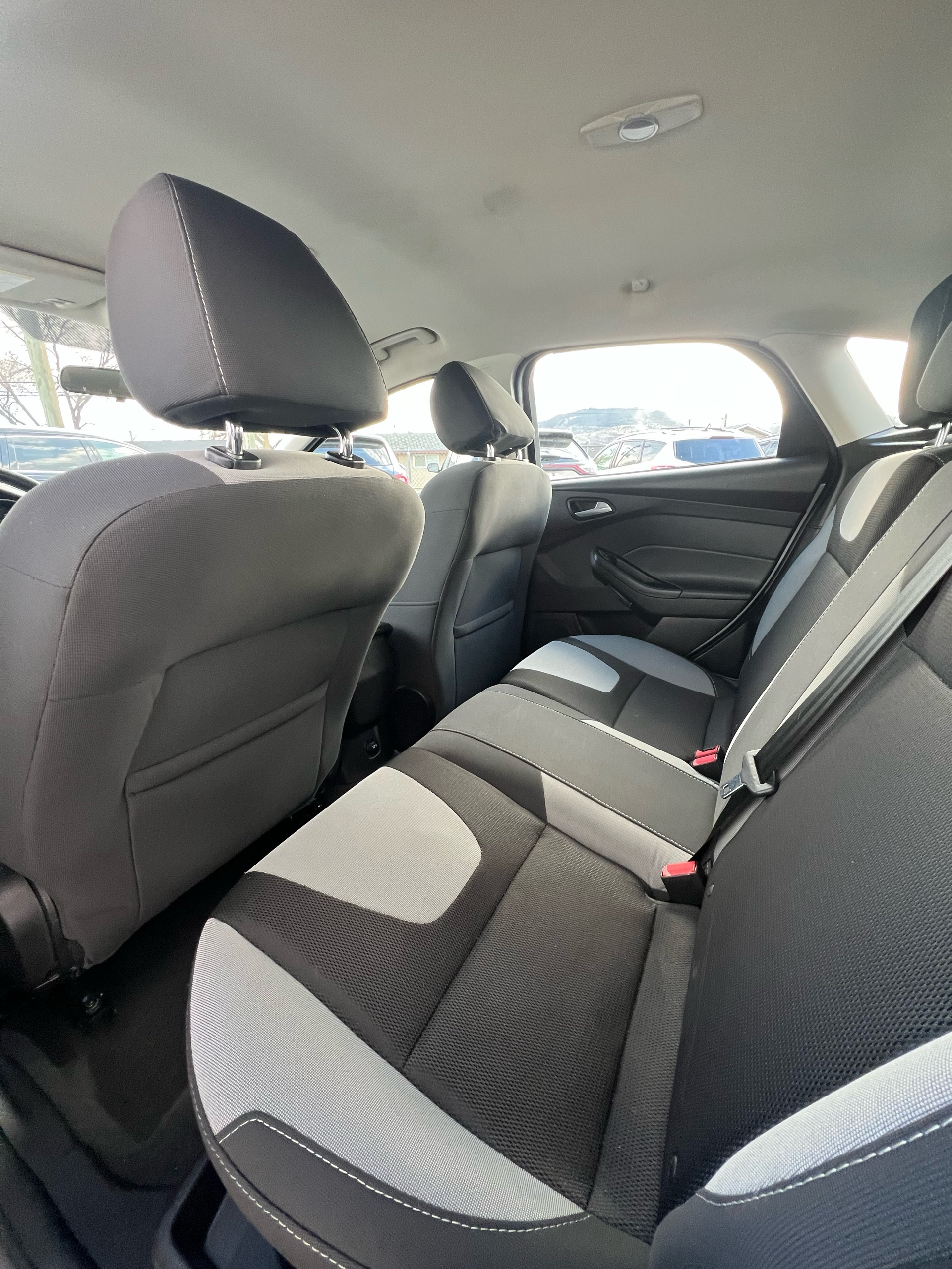 /drivehubautosales/2014-Ford-Focus-7213199745813679.jpg