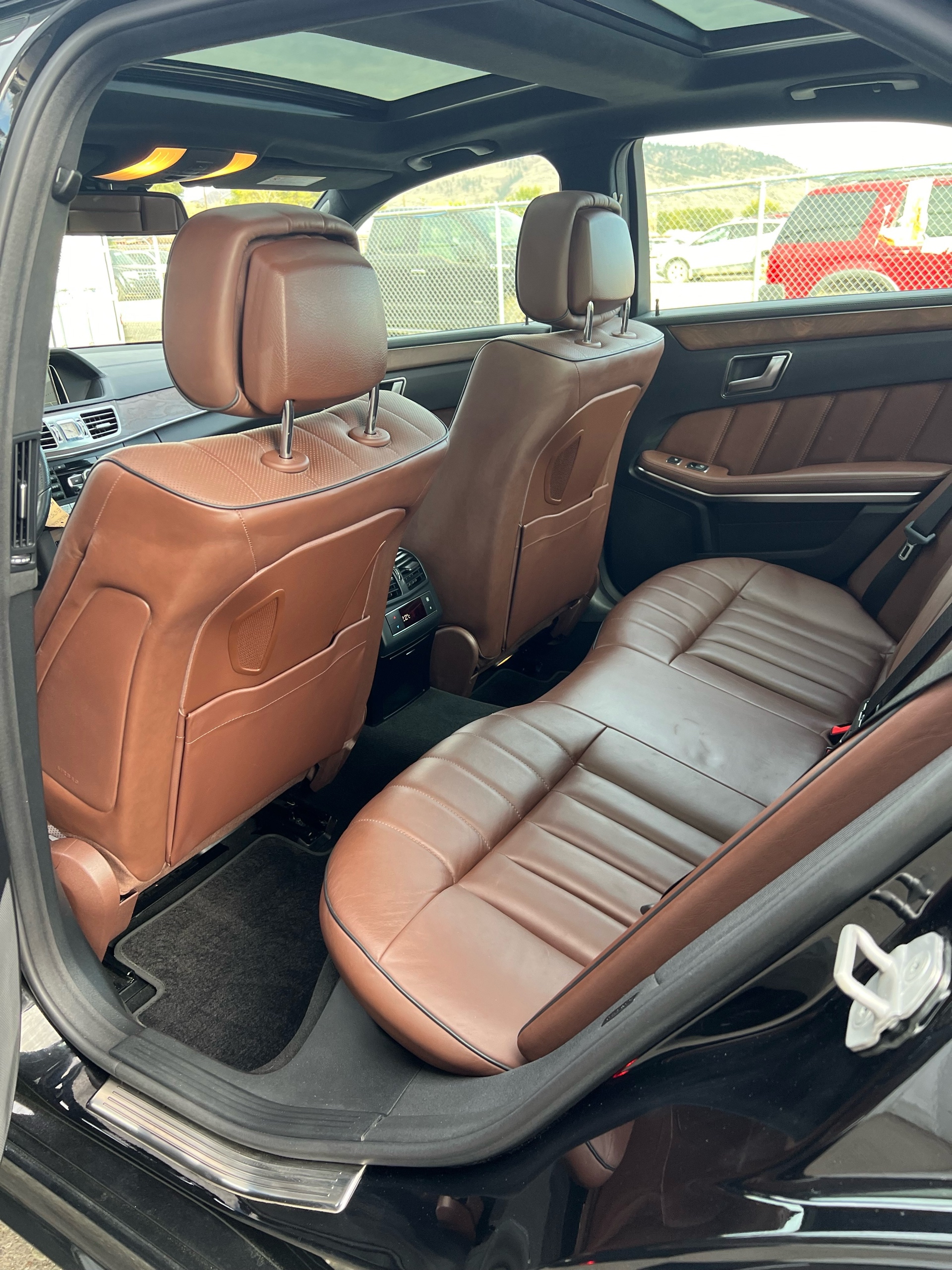 /drivehubautosales/2014-Mercedes-Benz-E-Class-3159759993695763.jpg
