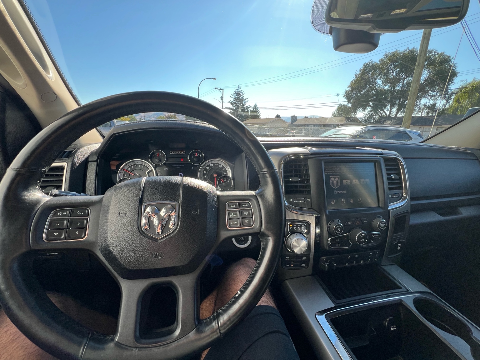 /drivehubautosales/2014-Ram-1500-028527610267111925.jpg