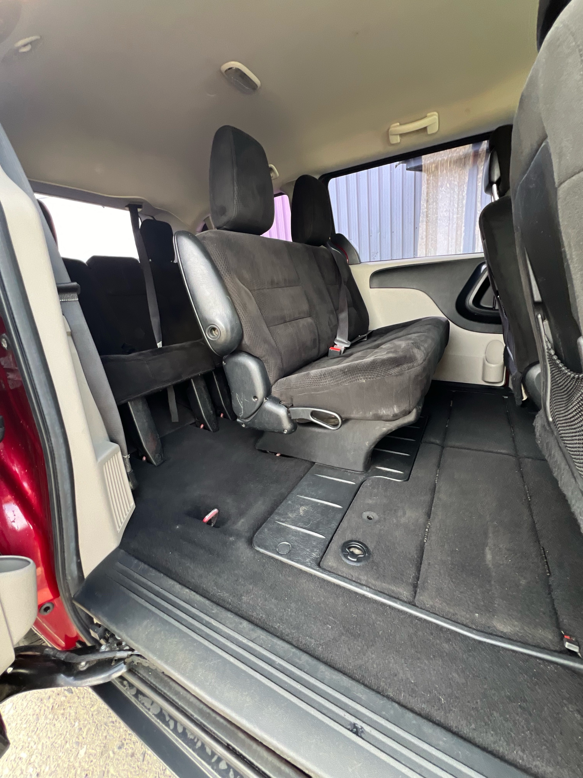 /drivehubautosales/2015-Dodge-GrandCaravan-20503228033566878.jpg