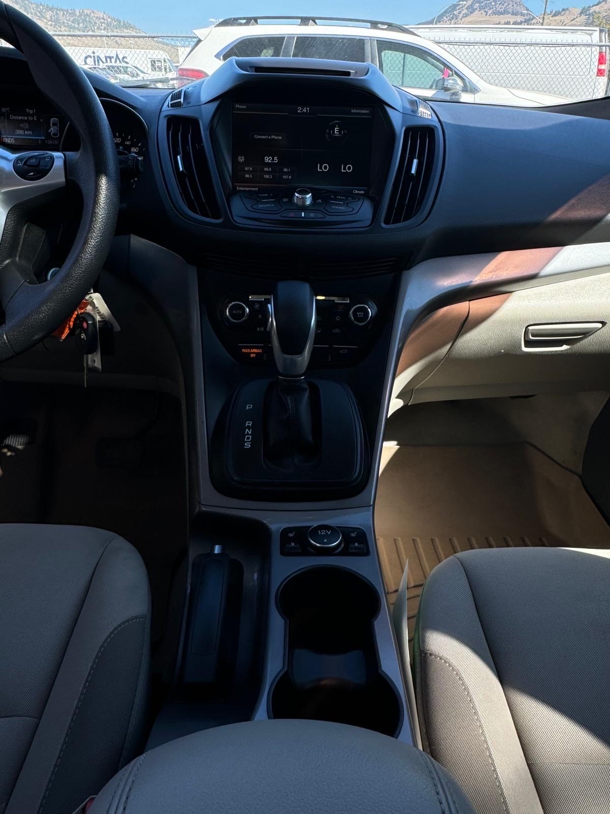 /drivehubautosales/2015-Ford-Escape-6885409399193889.jpg