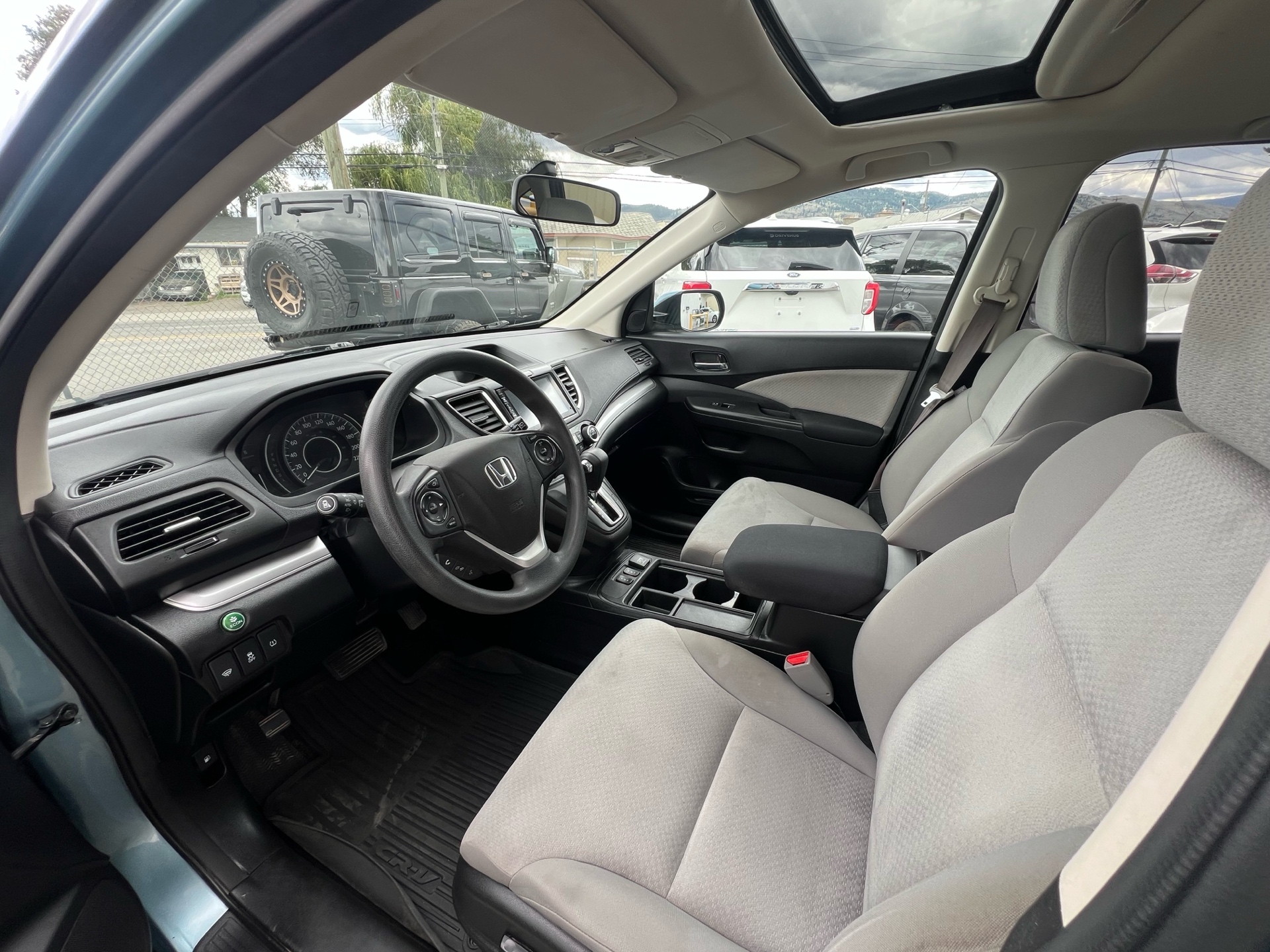 /drivehubautosales/2015-Honda-CR-V-170932869530801.jpg