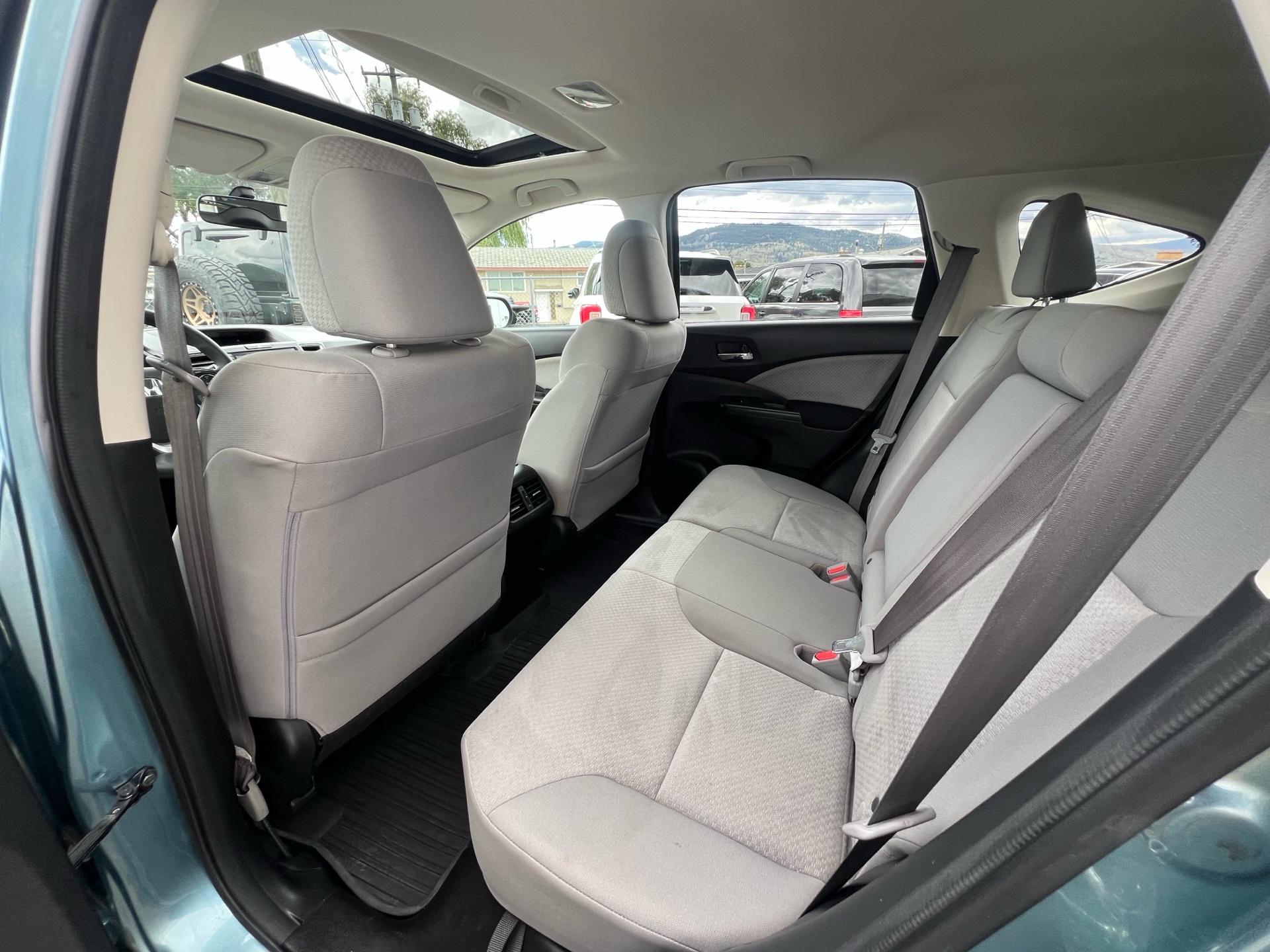 /drivehubautosales/2015-Honda-CR-V-39930910800239805.jpg