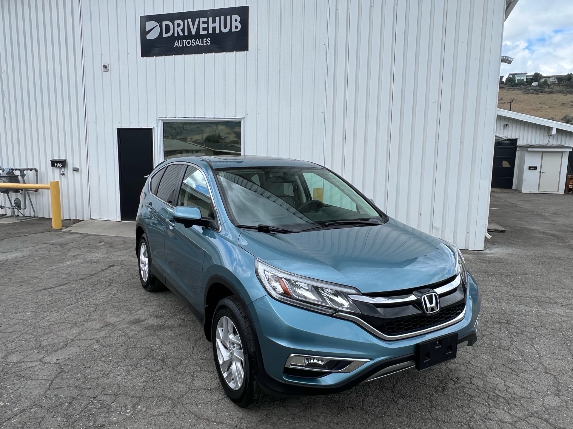 /drivehubautosales/2015-Honda-CR-V-8641823497086916.jpg