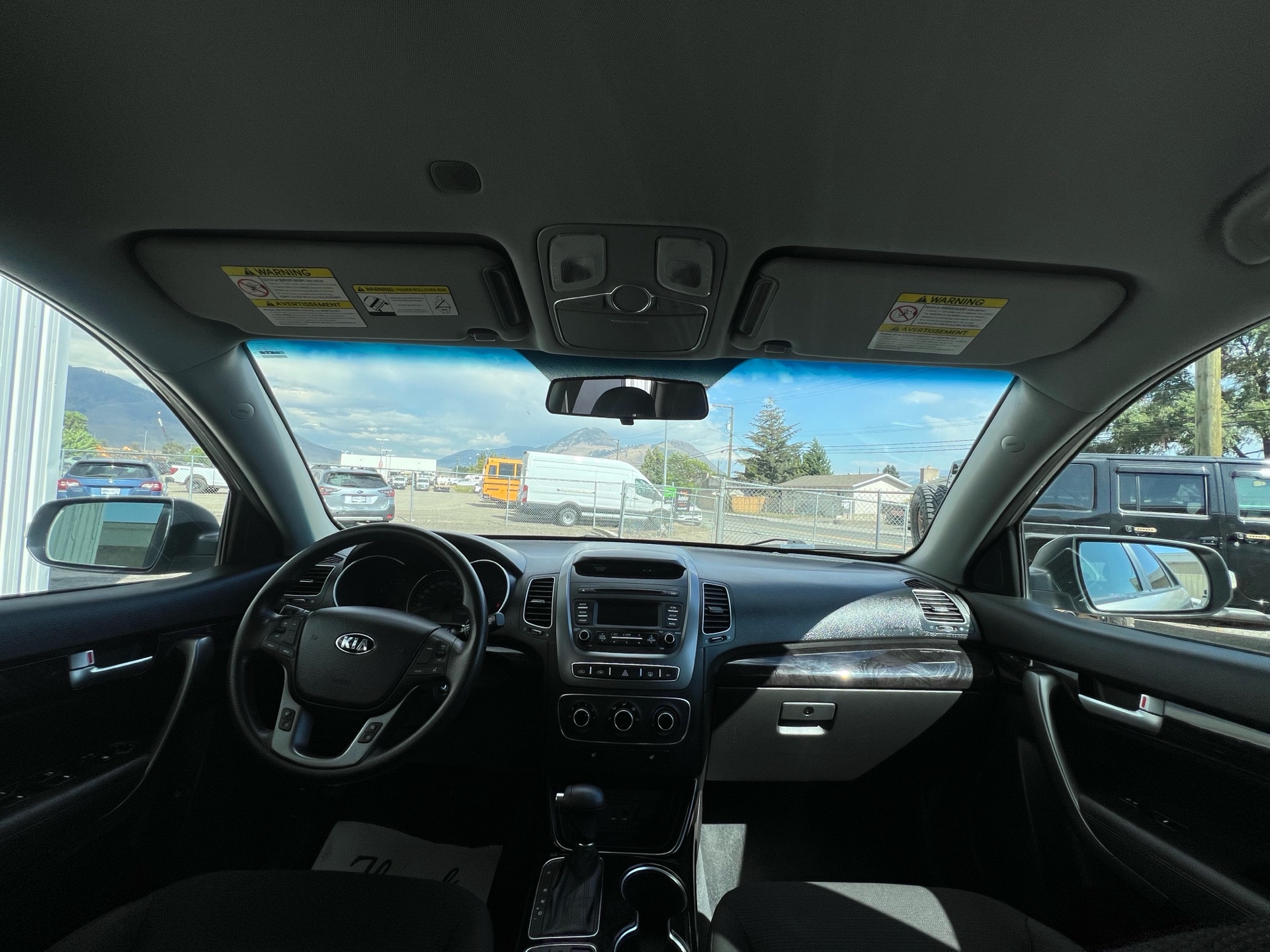 /drivehubautosales/2015-Kia-Sorento-25701233716792027.jpg