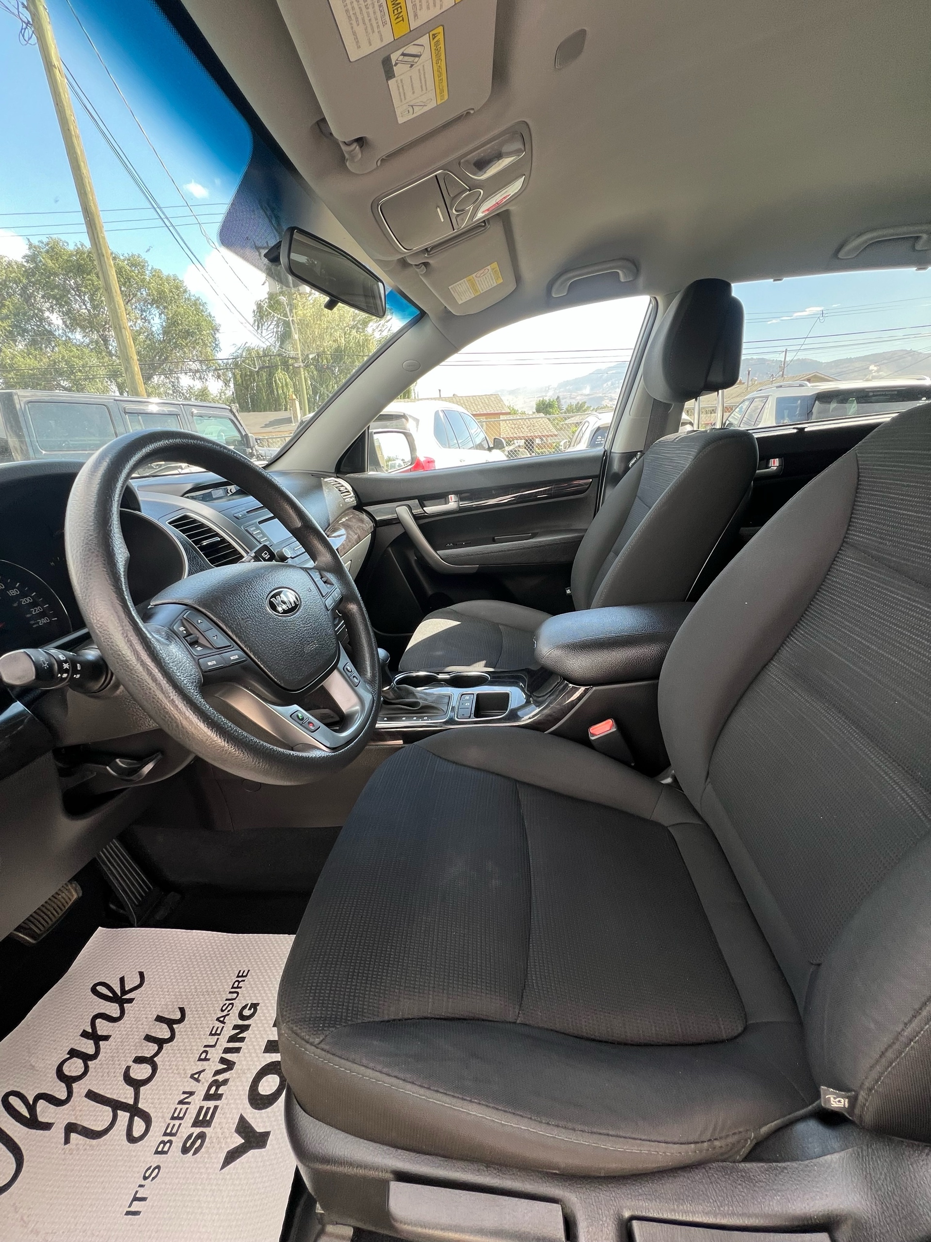 /drivehubautosales/2015-Kia-Sorento-7466408368938424.jpg