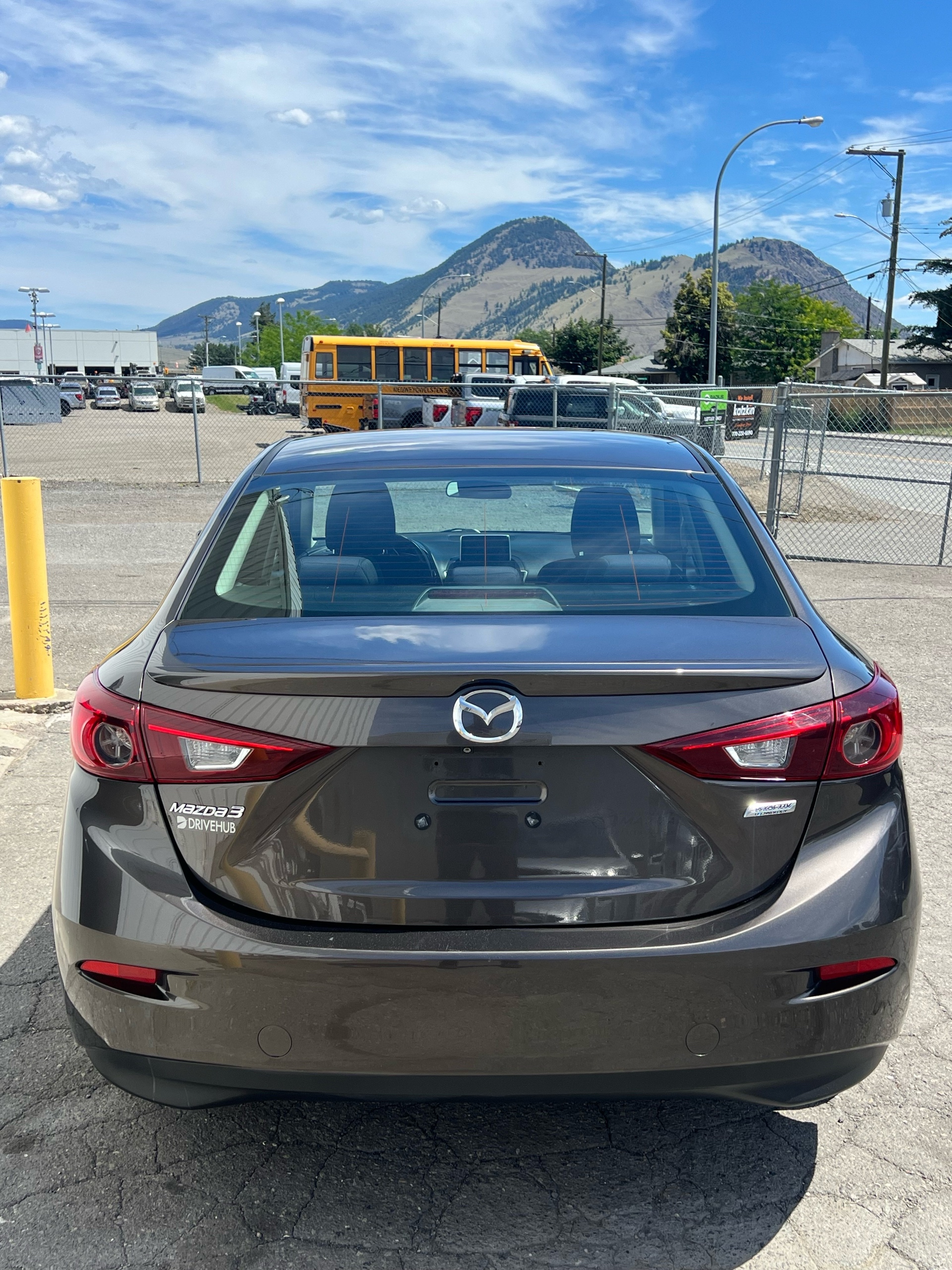 /drivehubautosales/2015-Mazda-Mazda3-7788765181355188.jpg