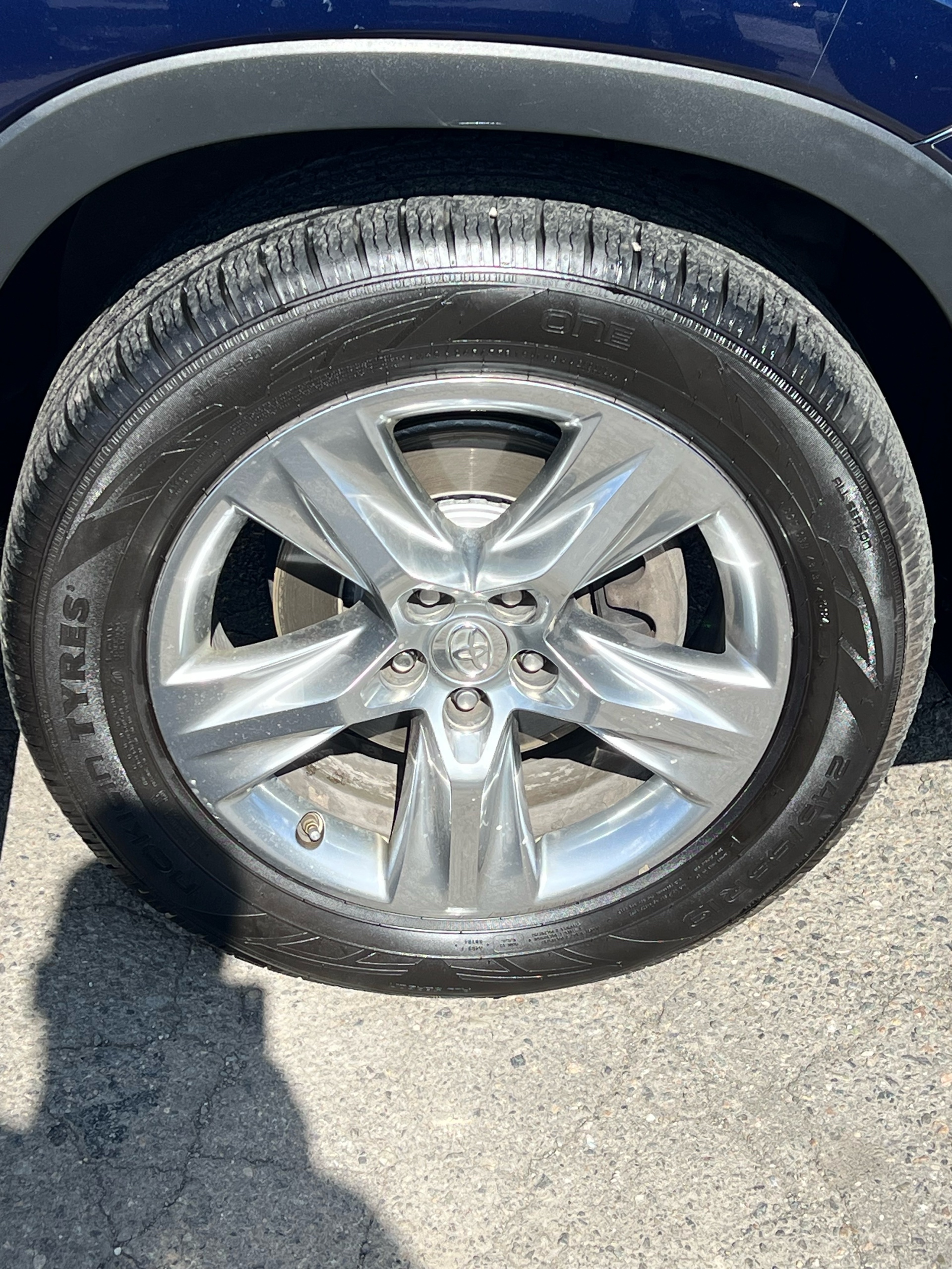 /drivehubautosales/2015-Toyota-Highlander-06692412302134443.jpg