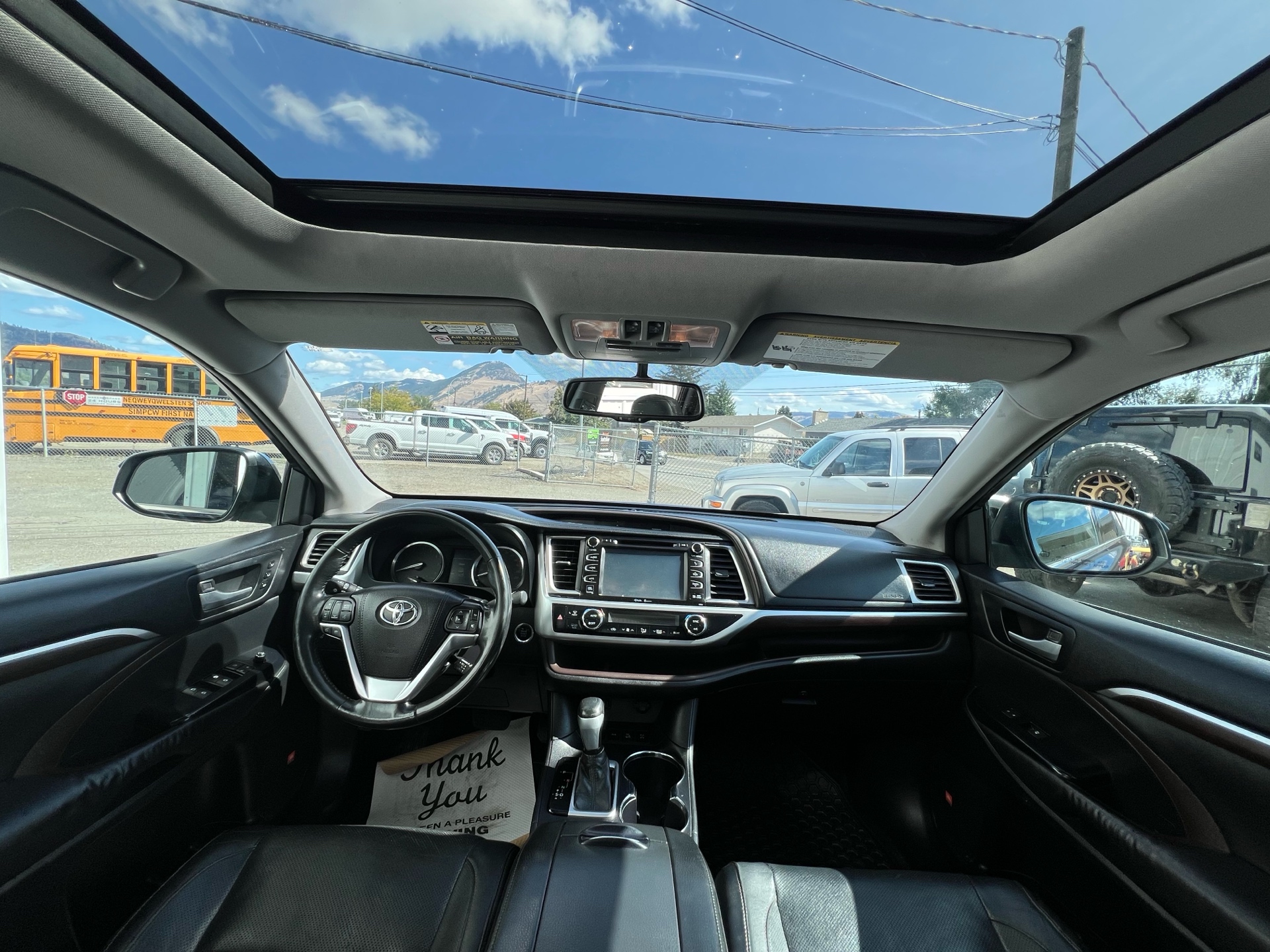 /drivehubautosales/2015-Toyota-Highlander-49837883150501616.jpg