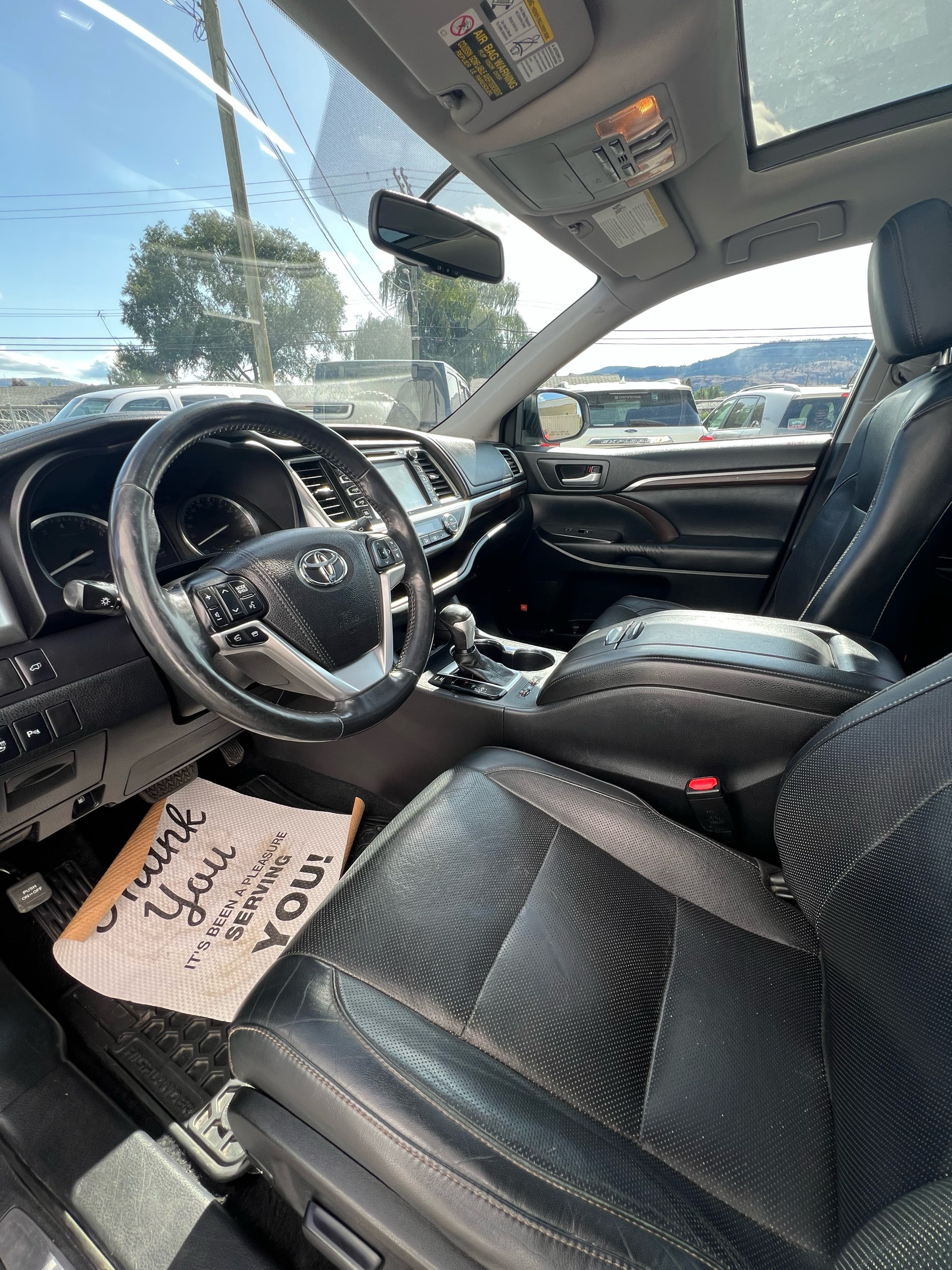 /drivehubautosales/2015-Toyota-Highlander-6377440438036768.jpg