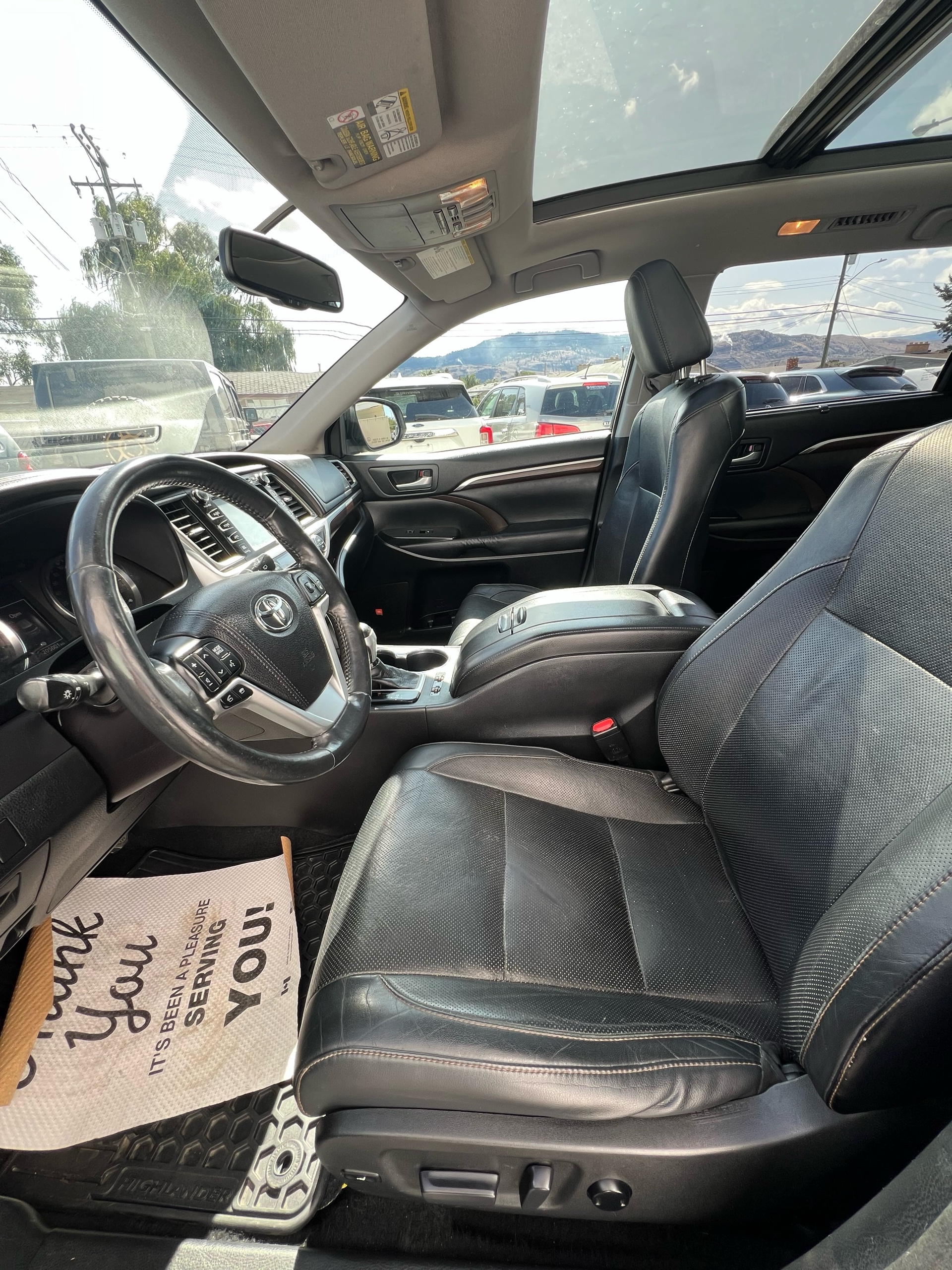 /drivehubautosales/2015-Toyota-Highlander-7663895568818595.jpg
