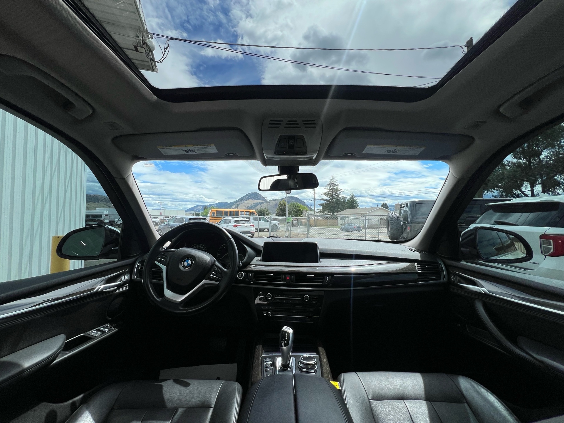 /drivehubautosales/2016-BMW-X5-8447712667649958.jpg
