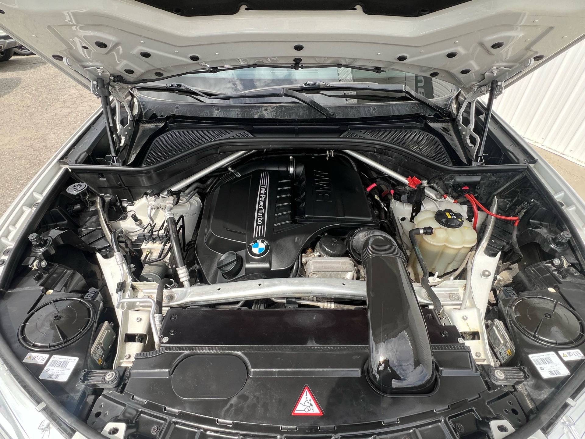 /drivehubautosales/2016-BMW-X5-9062004641830737.jpg