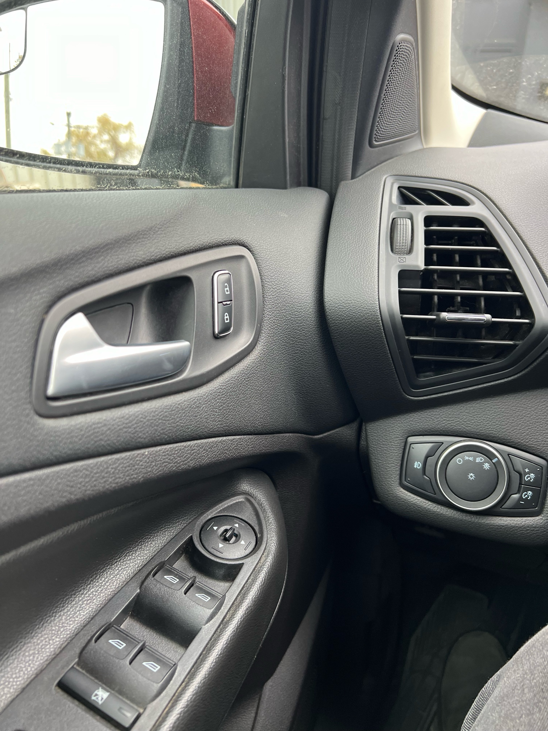 /drivehubautosales/2016-Ford-Escape-3316972195932606.jpg