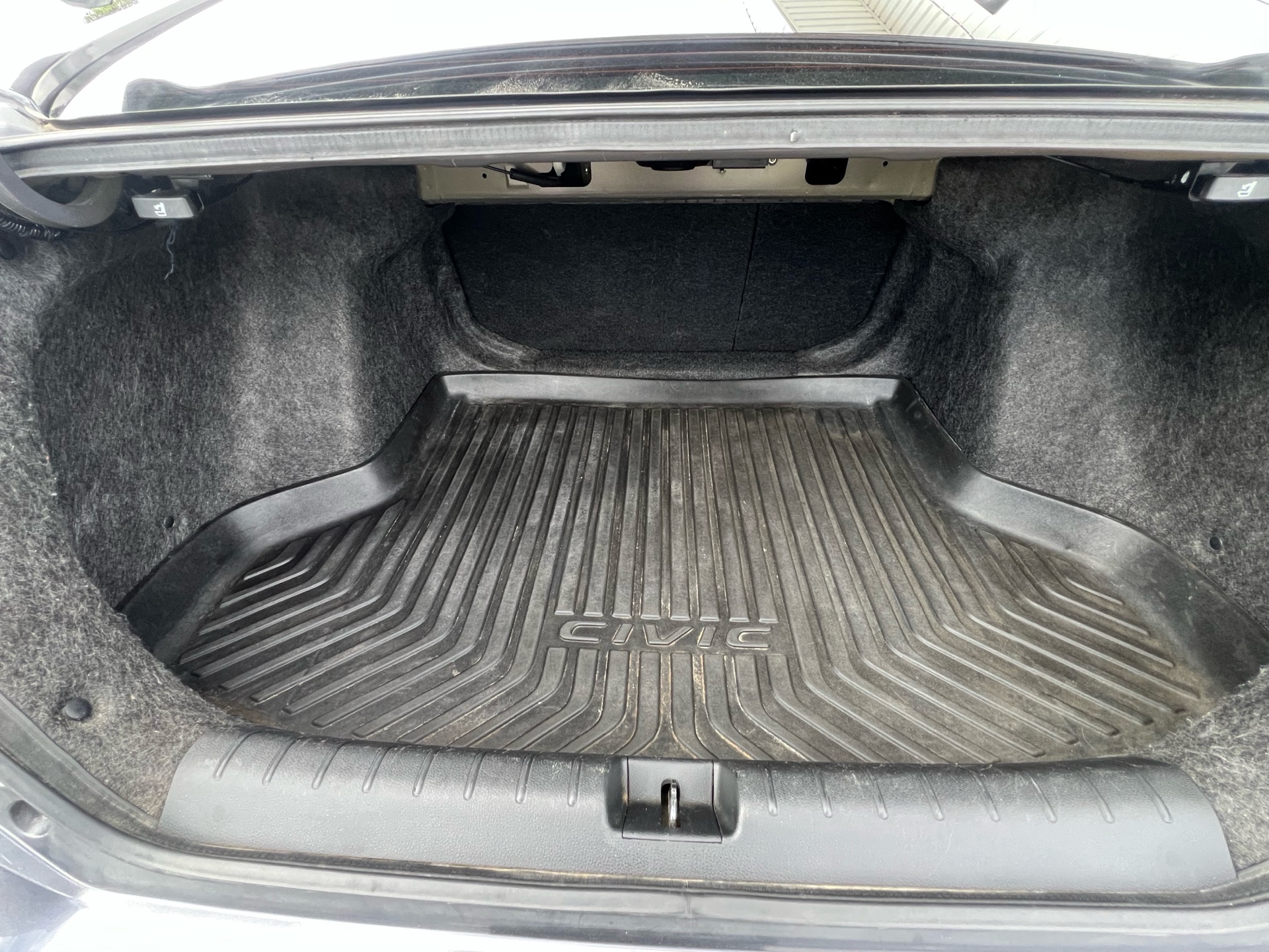 /drivehubautosales/2016-Honda-Civic-2509066138994174.jpg