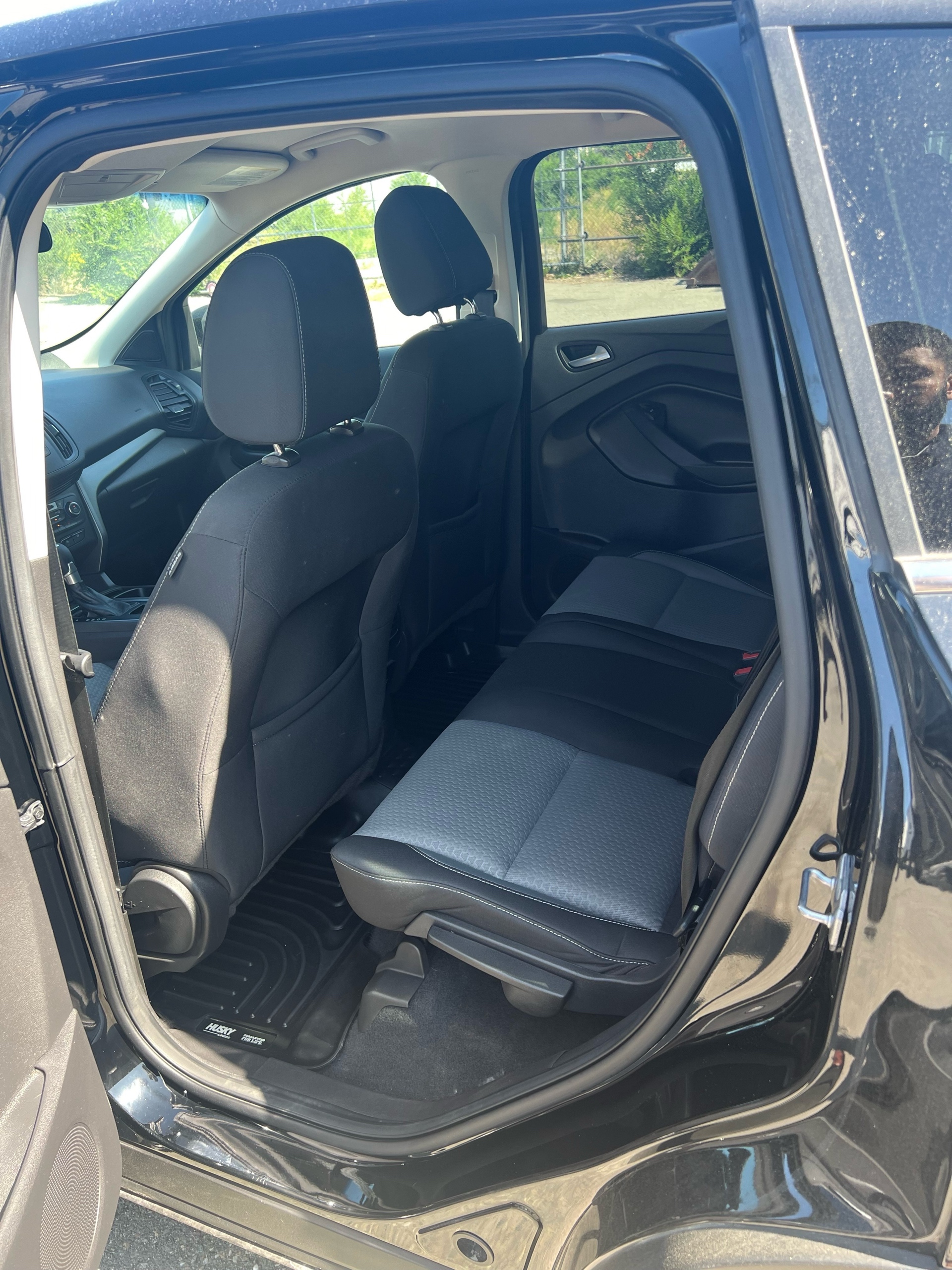 /drivehubautosales/2017-Ford-Escape-6875440302161981.jpg