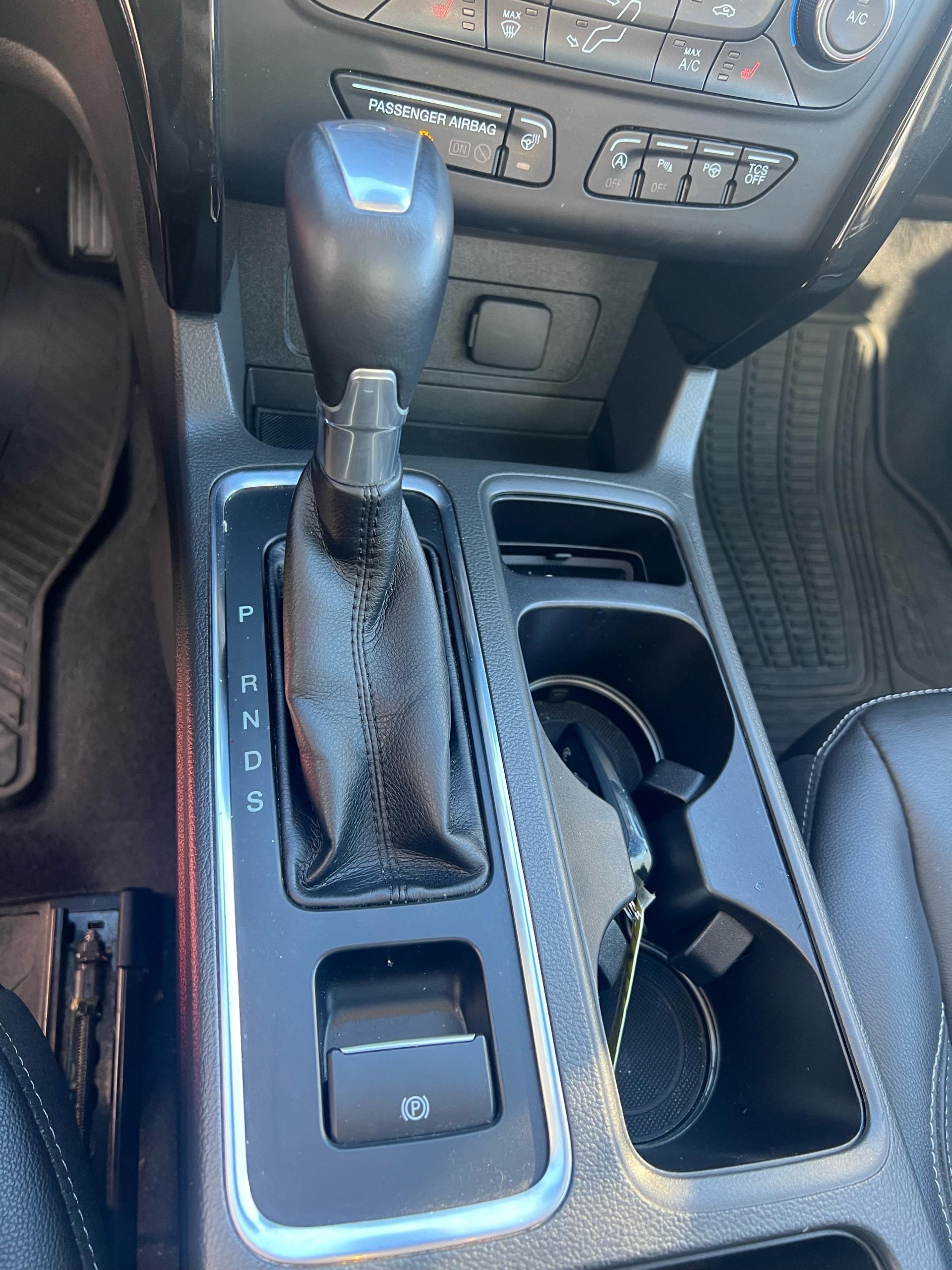 /drivehubautosales/2017-Ford-Escape-8560012558795198.jpg