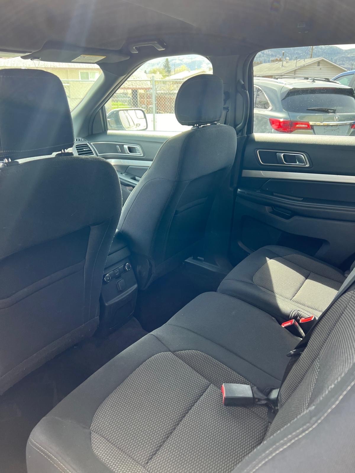 /drivehubautosales/2017-Ford-Explorer-4465657802774954.jpg