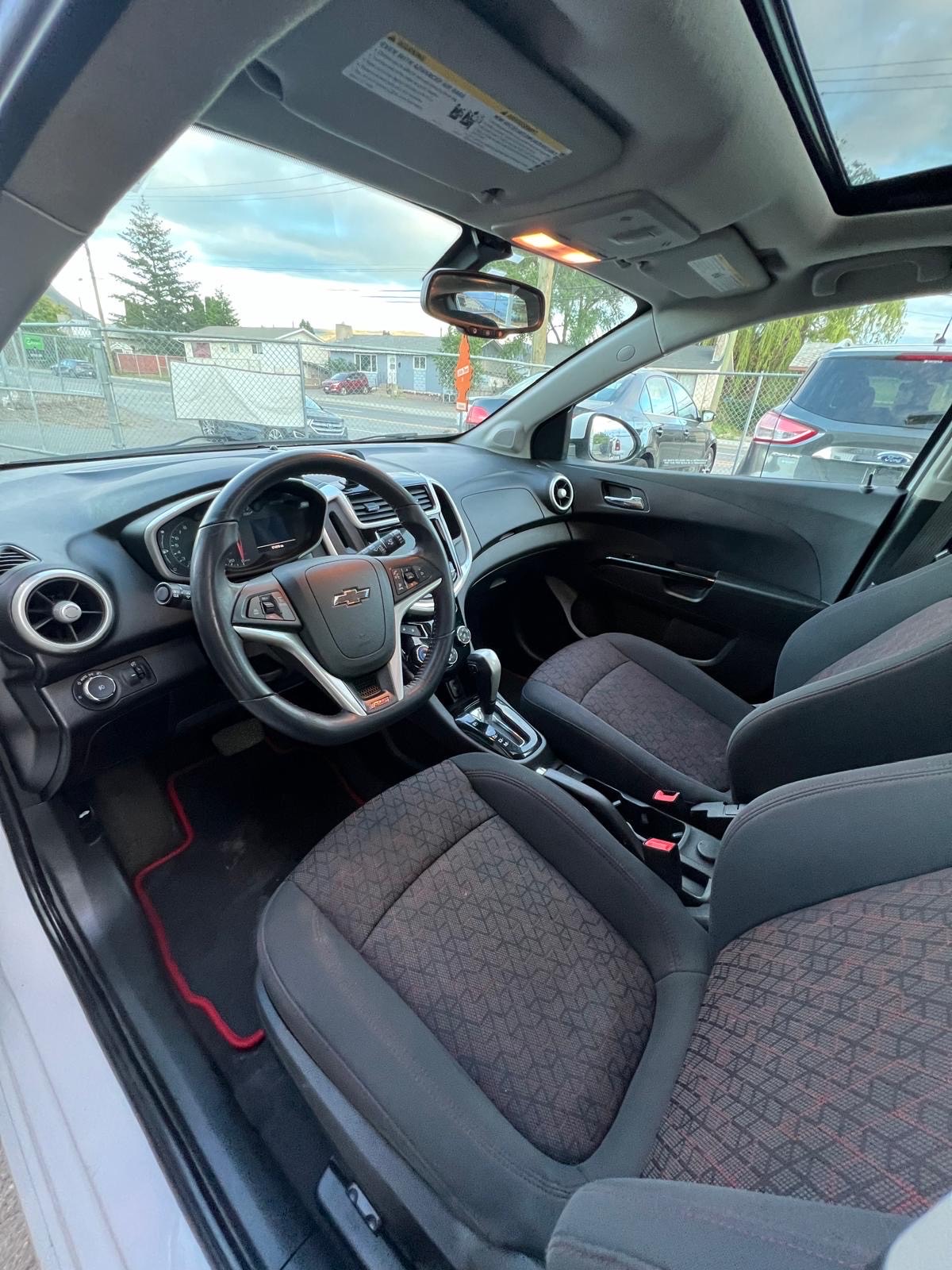 /drivehubautosales/2018-Chevrolet-Sonic-12730465977878014.jpg