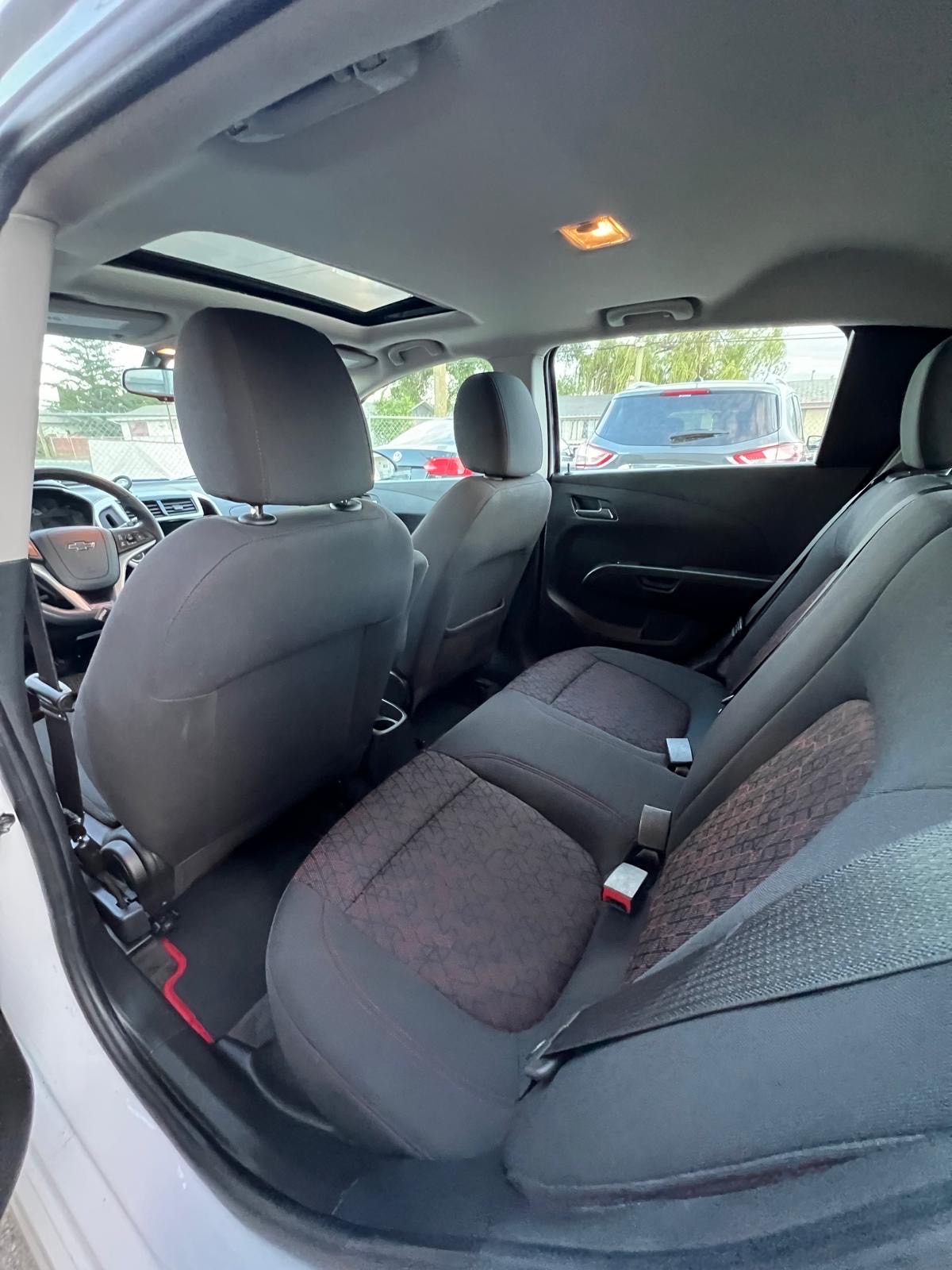 /drivehubautosales/2018-Chevrolet-Sonic-3655598451876887.jpg
