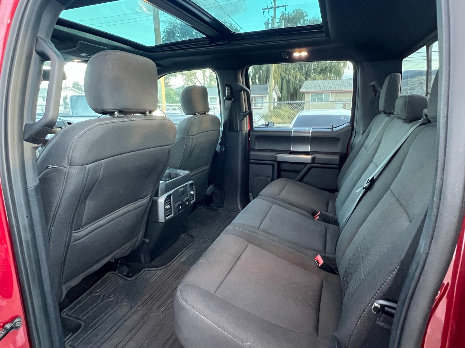 /drivehubautosales/2018-Ford-F-150-11160224766080207.jpg